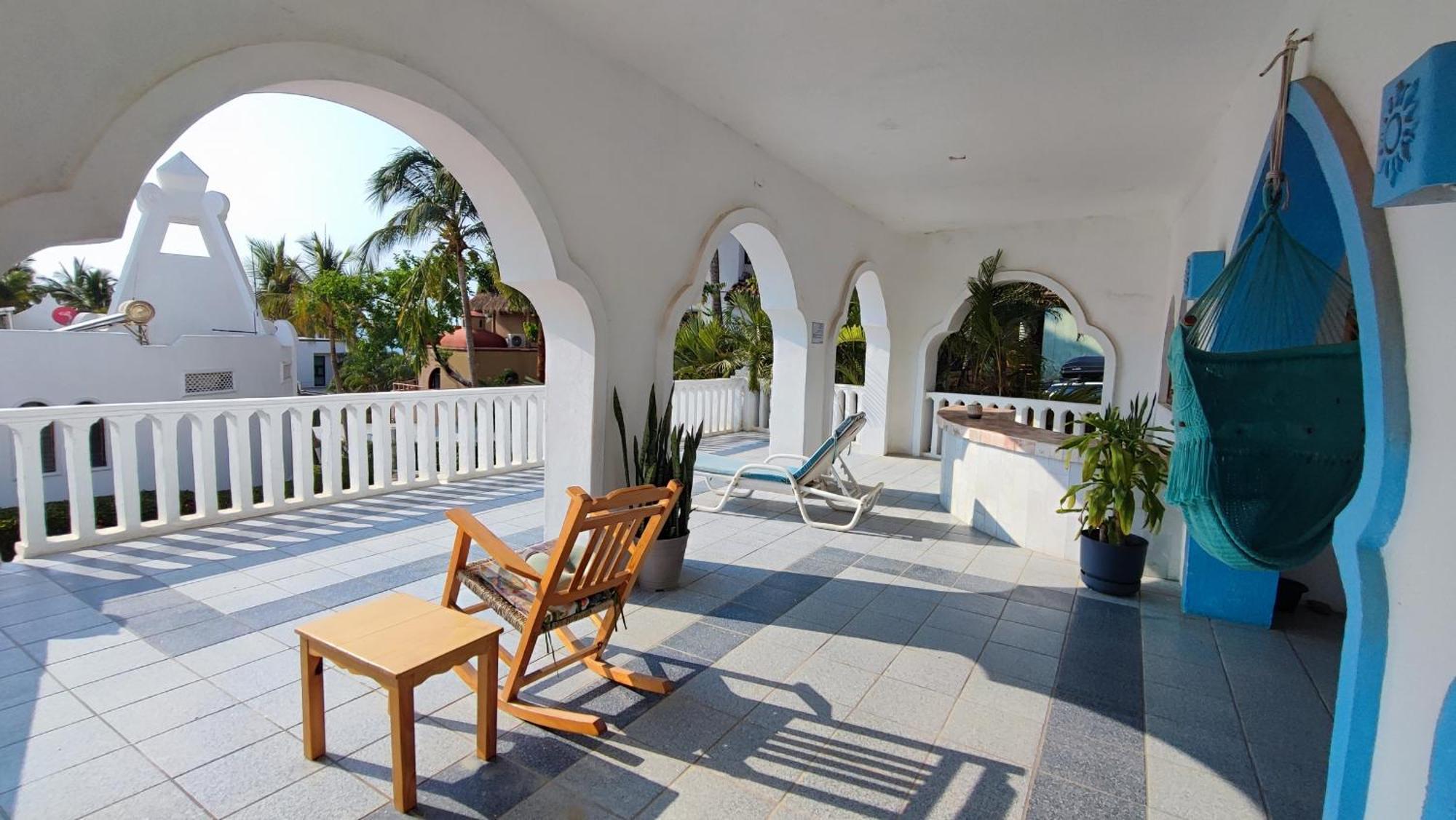 Paradise Aparthotel