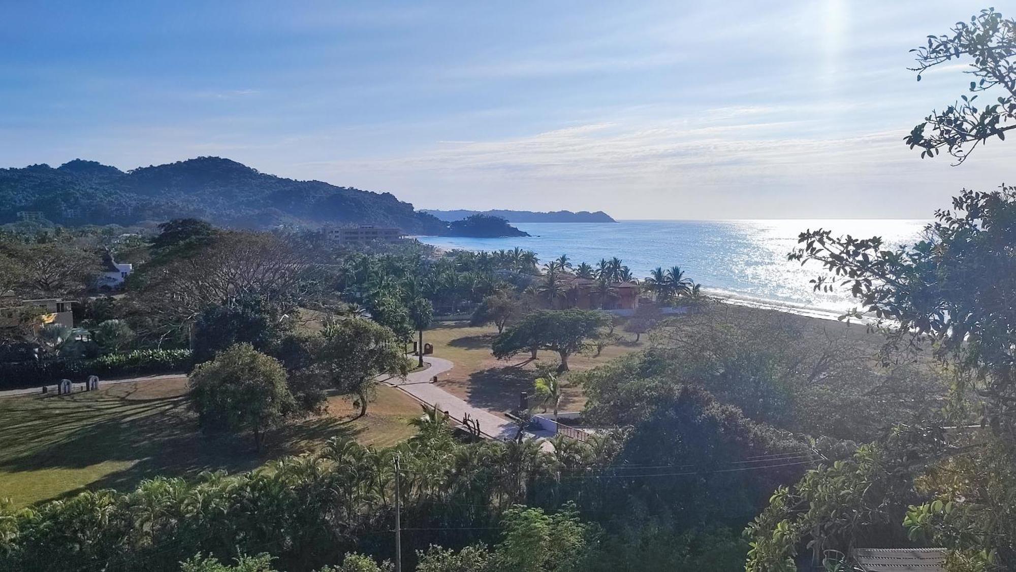 Paradise Aparthotel