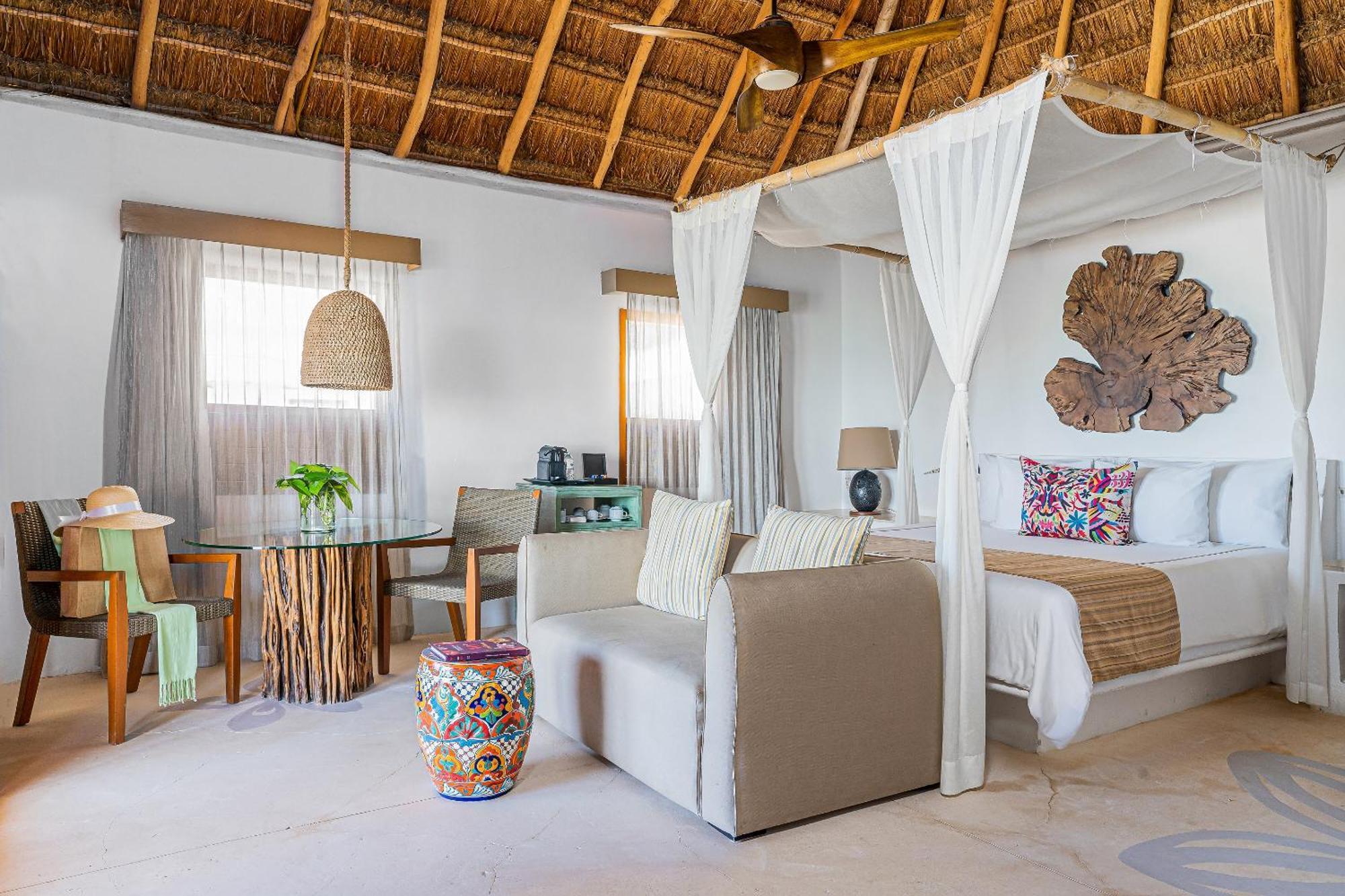Mahekal Front & Resort 5*