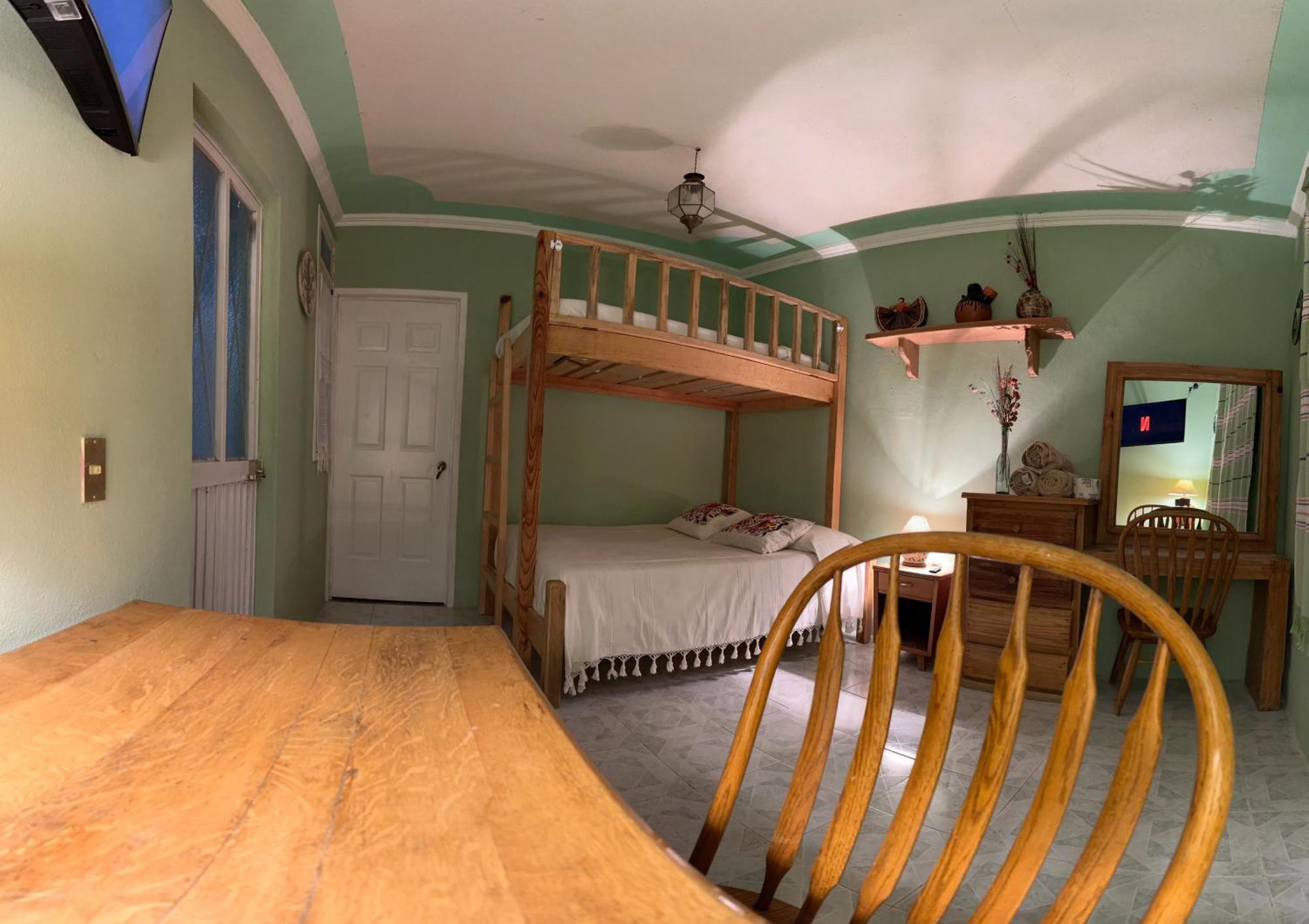 Casa Tecolote Hotel