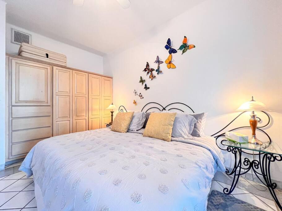 Mykonos, Amazing 1br Surf & Sunset Dream Views *