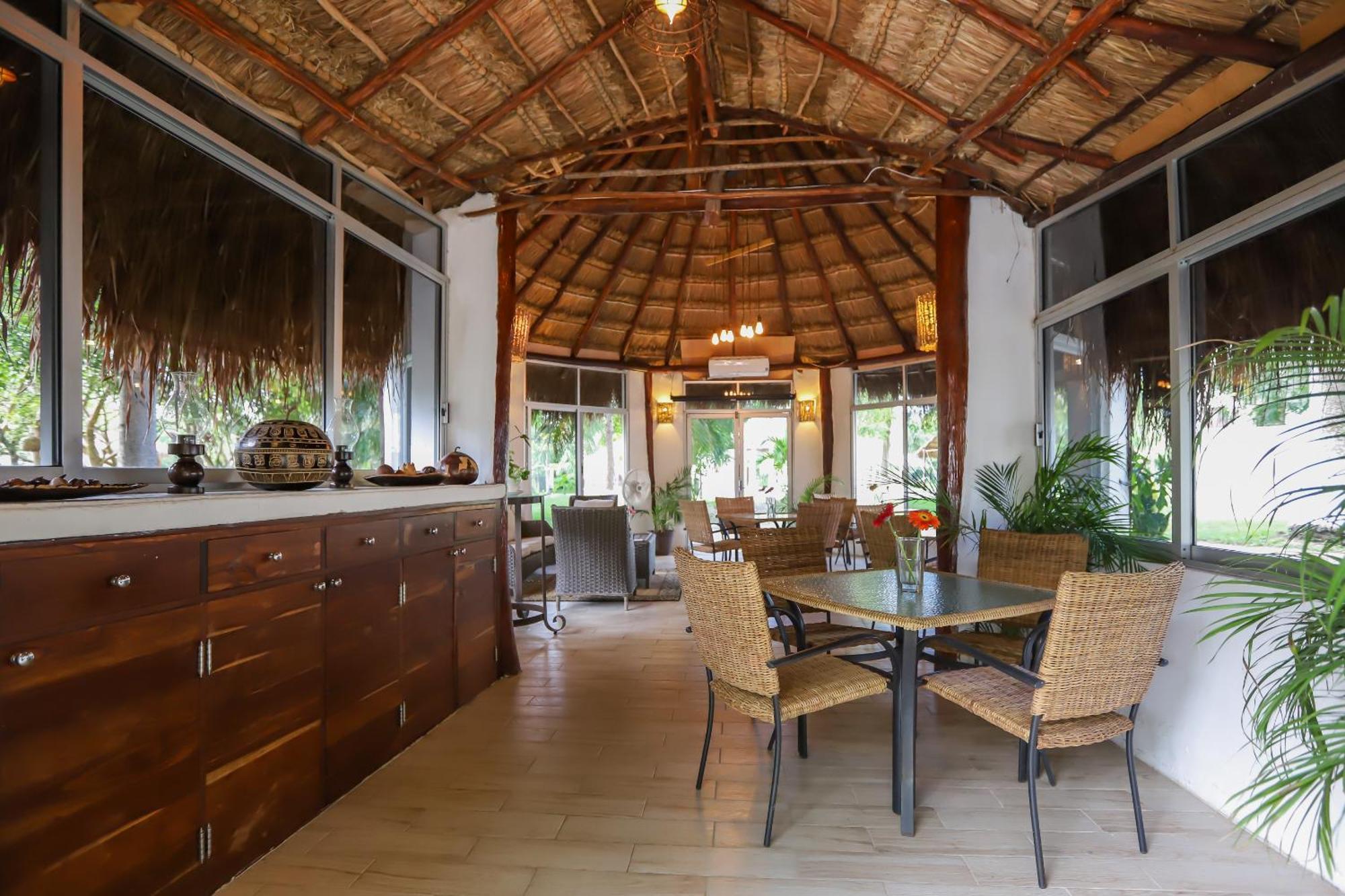 Mayan Secret Boutique 4*