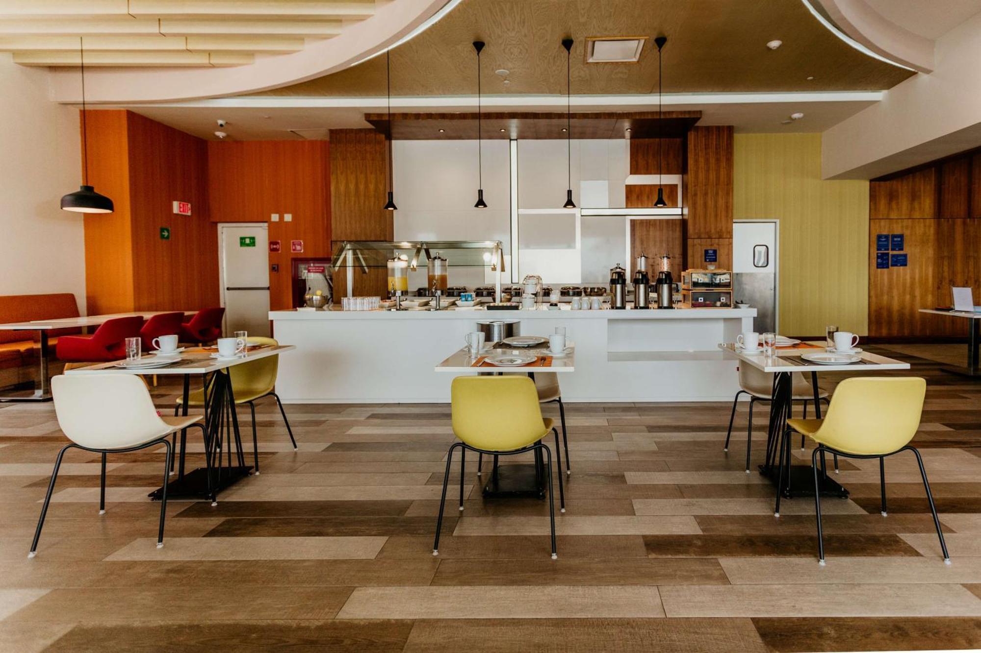 Hilton Garden Aeropuerto Bajio Hotel 3*