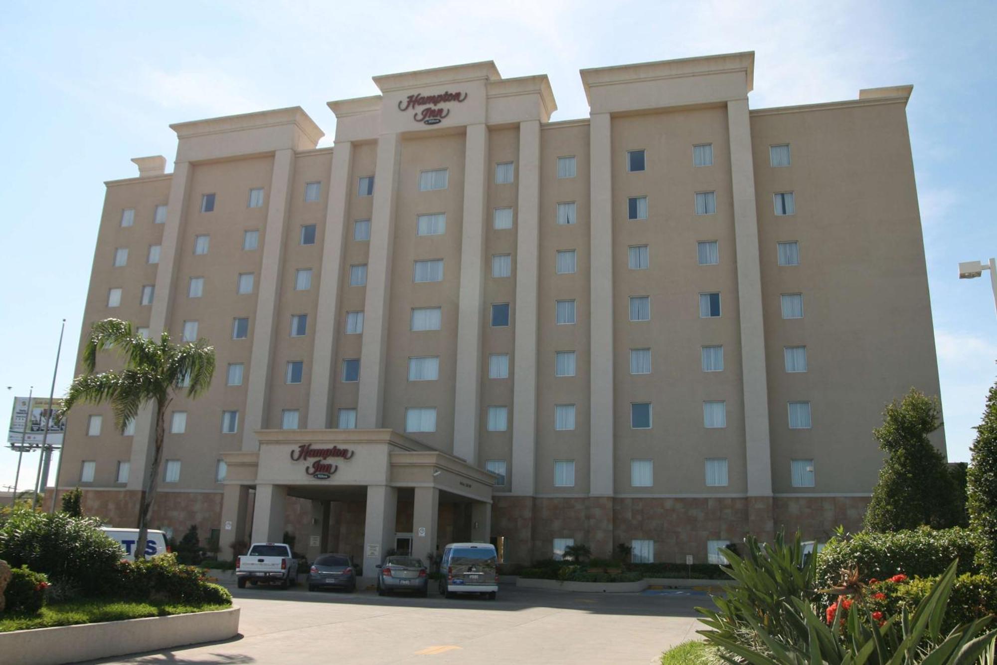 Hampton Airport Hotel