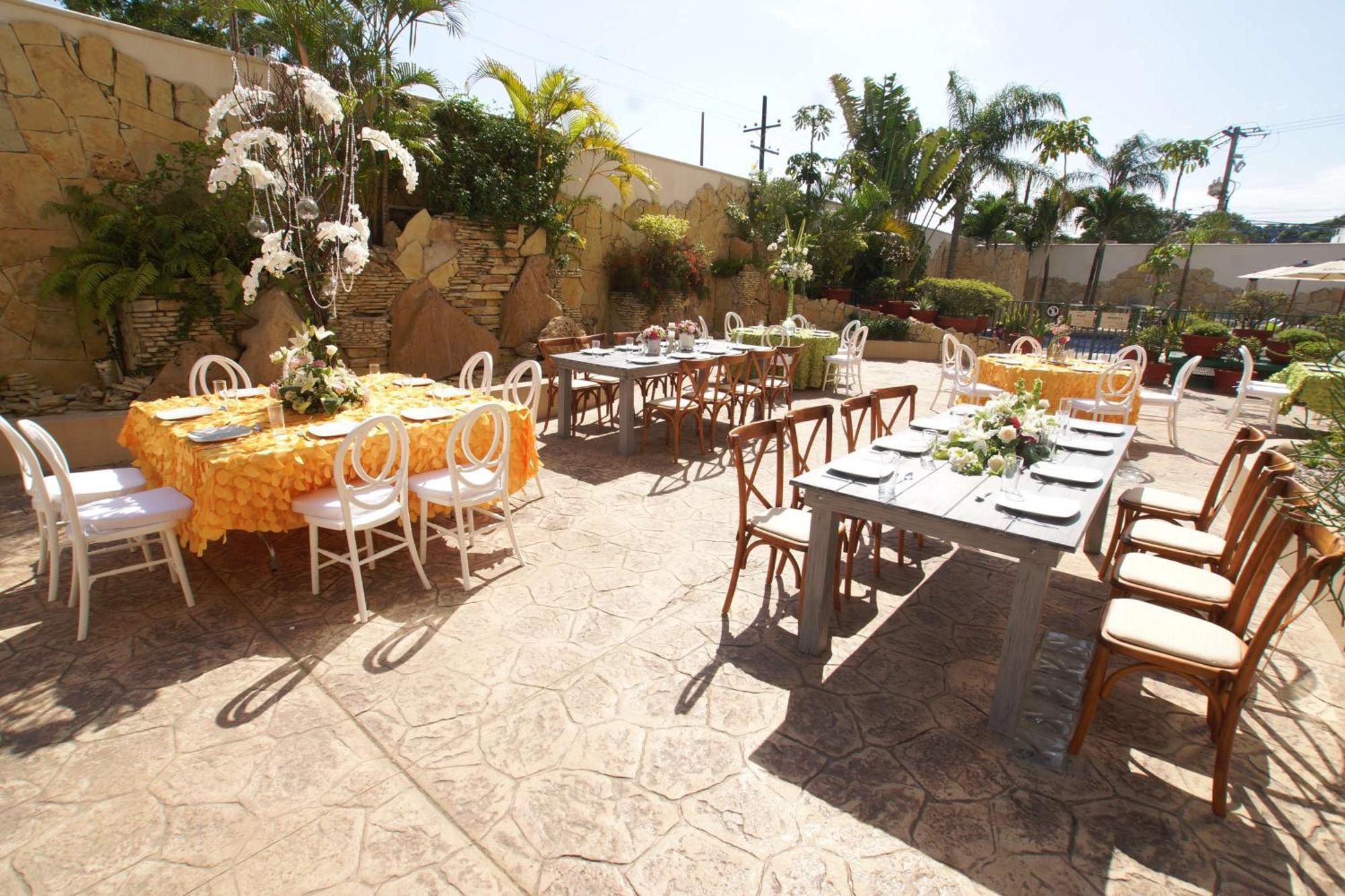 Hampton Airport 3* Tampico