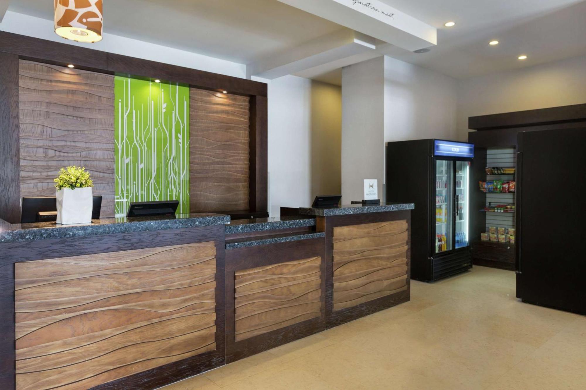Hilton Garden 3* Queretaro