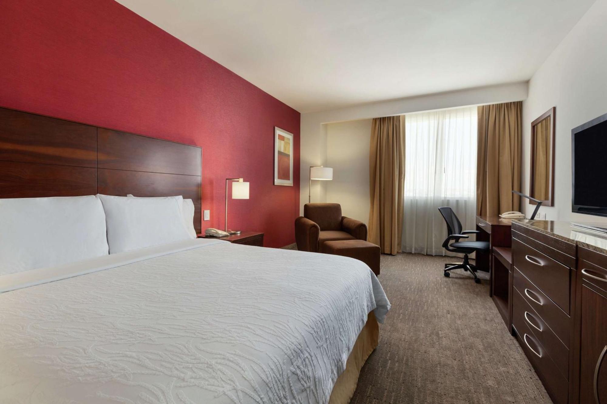 Hilton Garden 3*
