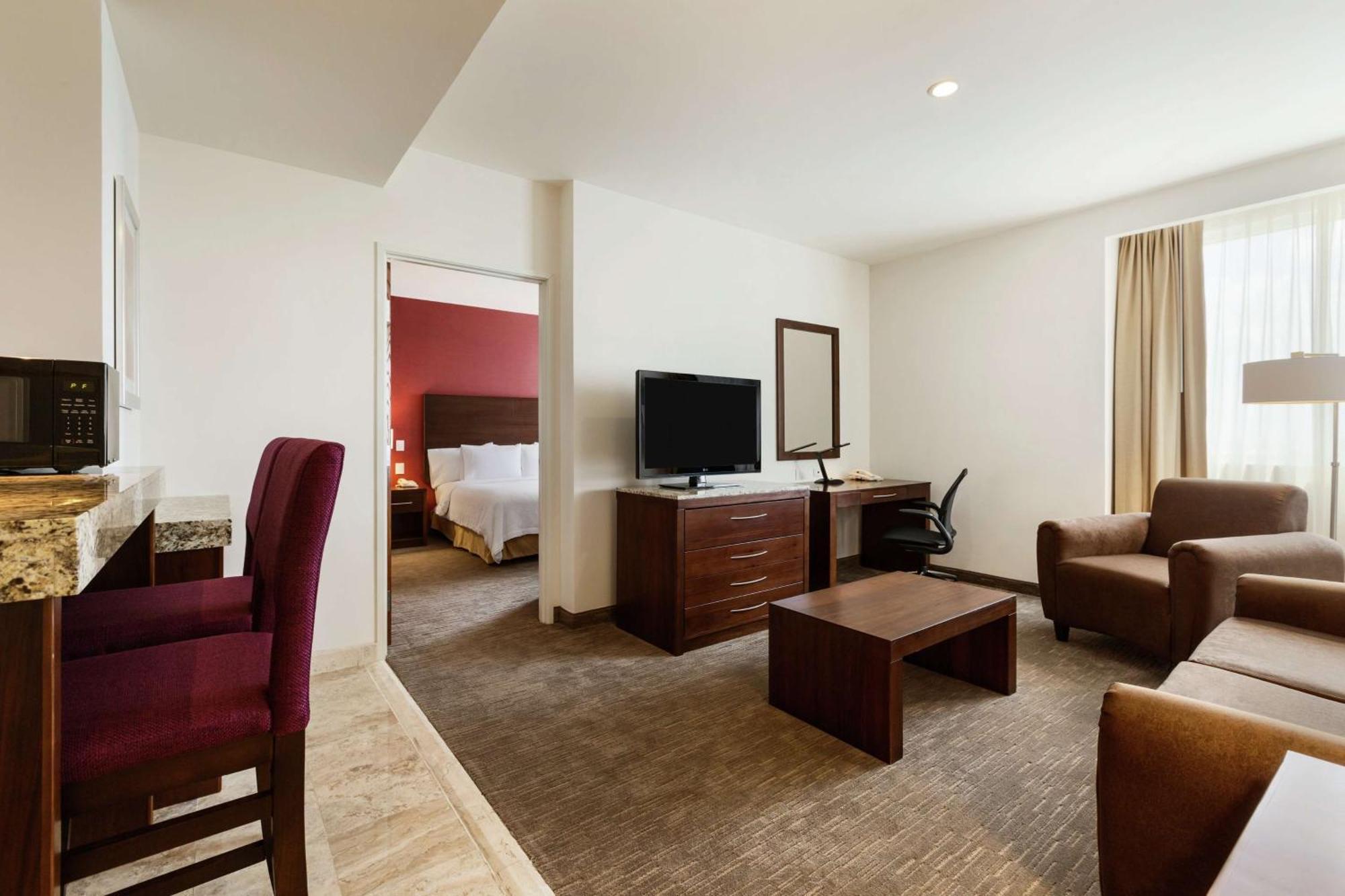 Hilton Garden 3* Queretaro