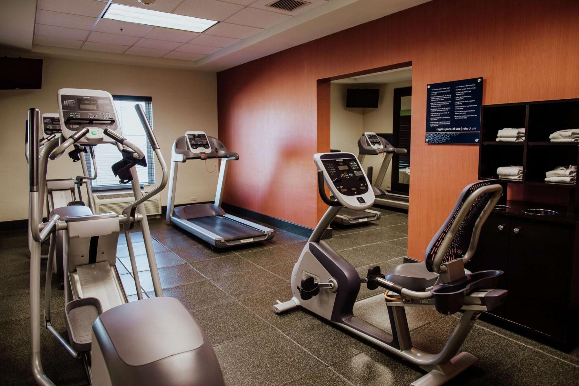Hampton Airport-galerias Torreon