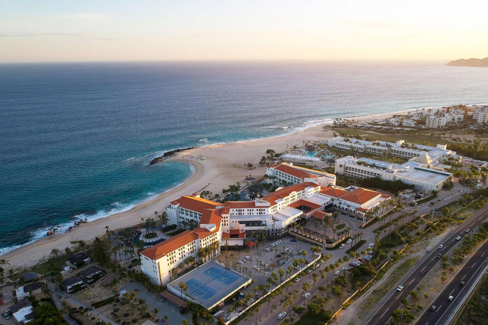 Hilton Grand Vacations Club La Pacifica Cabos 3*