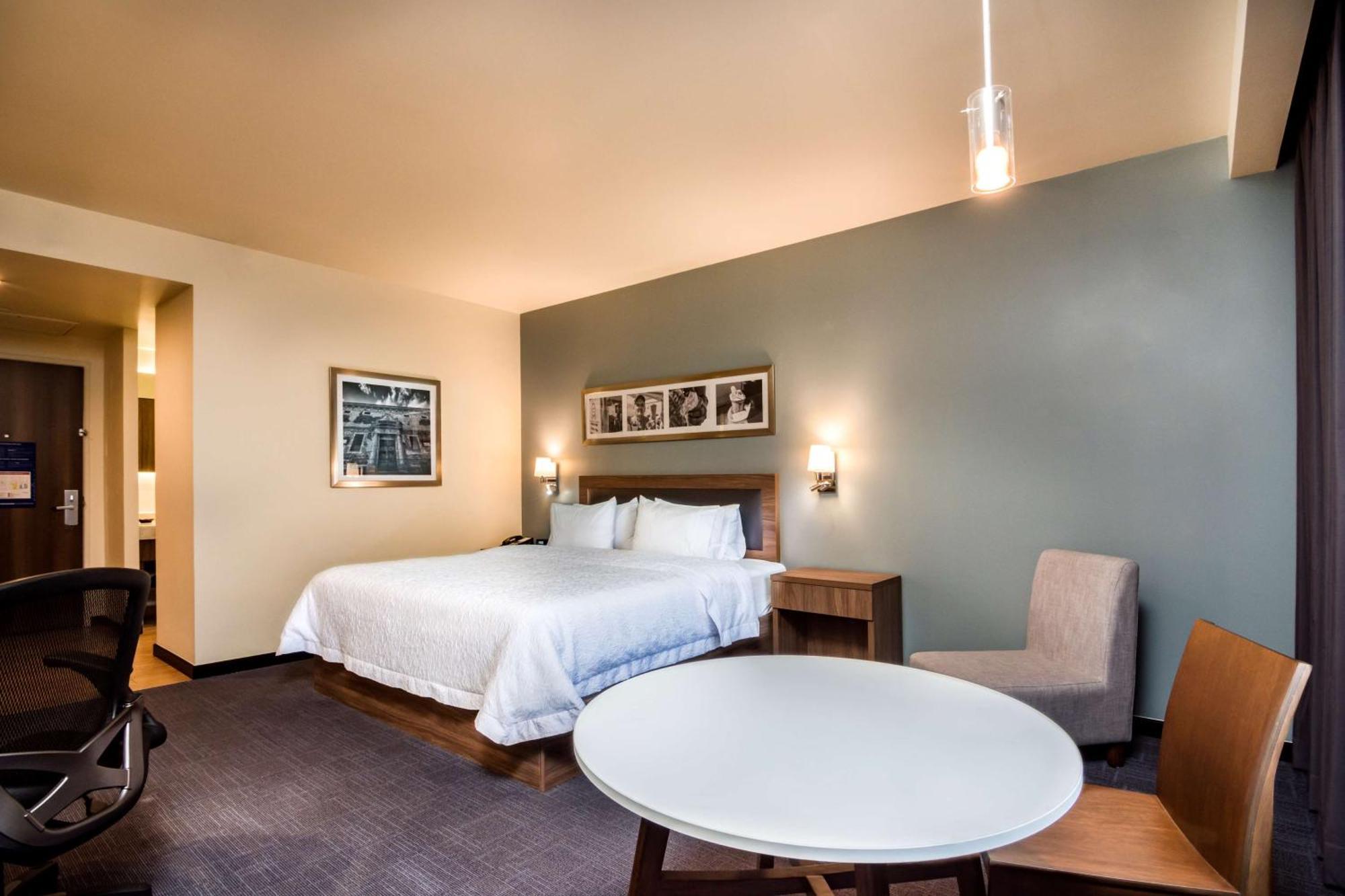 Hampton & Suites By Hilton Bajio 3* Salamanca