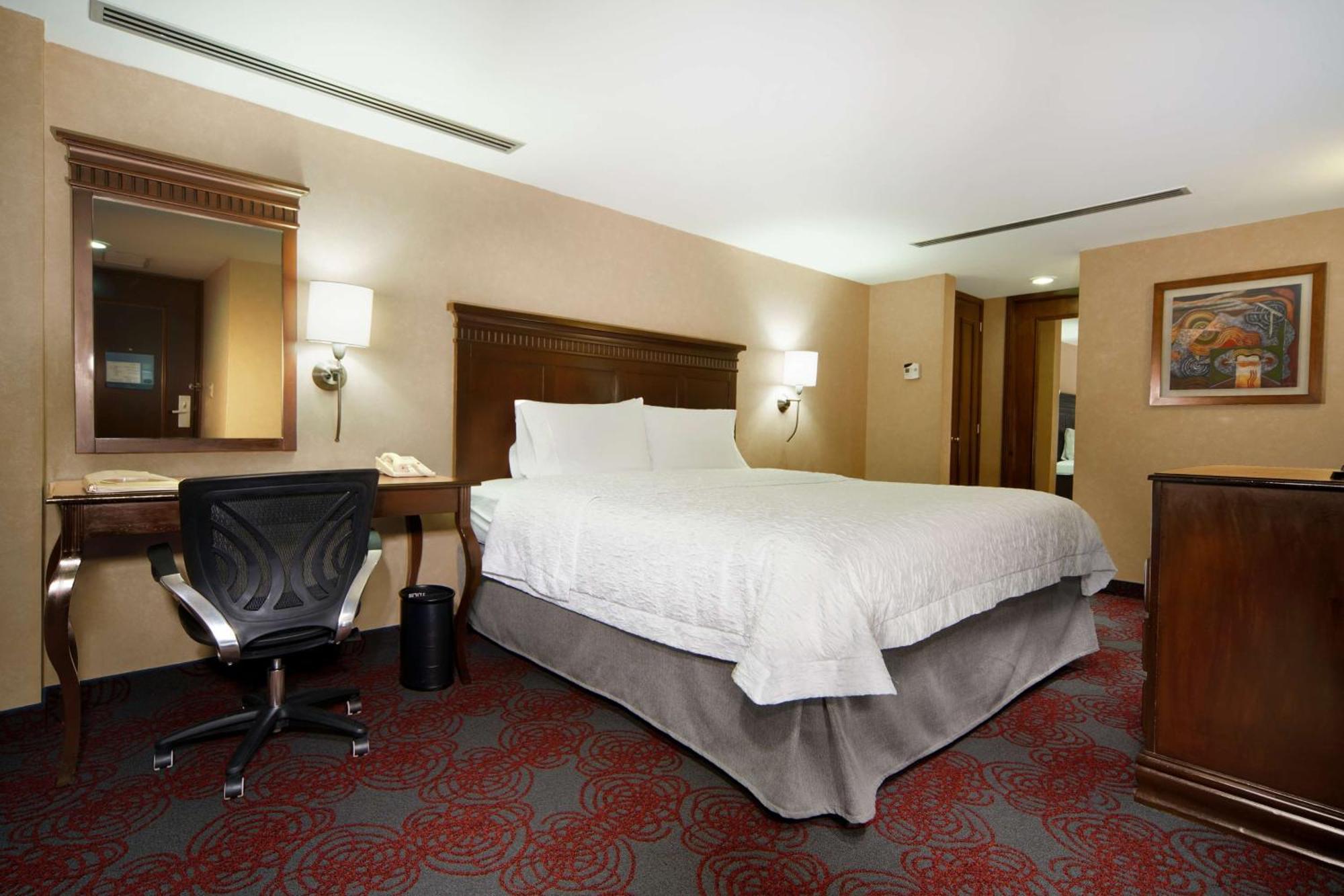 Hampton & - Centro Historico Hotel 3*