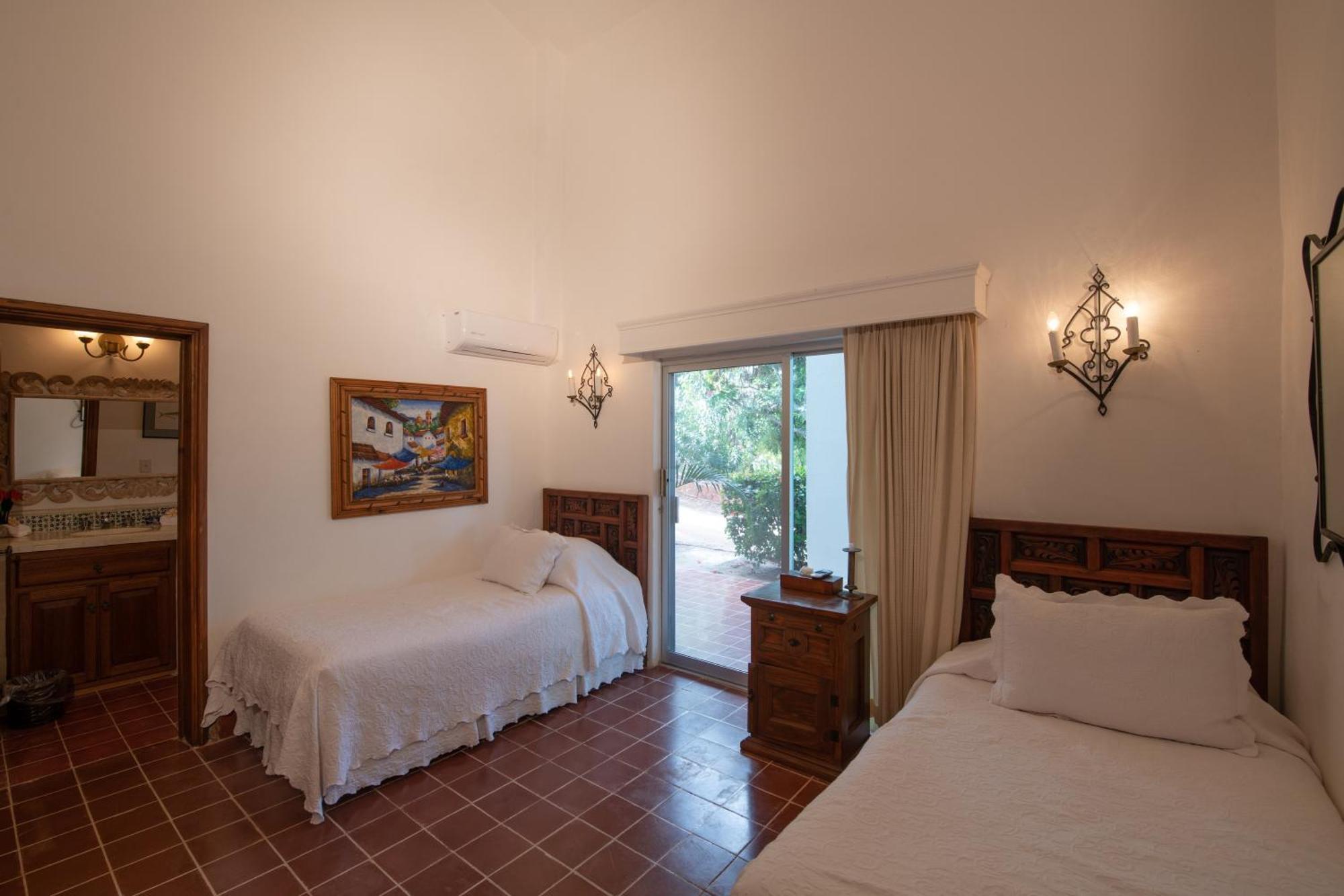 Hotel Rancho Cruces