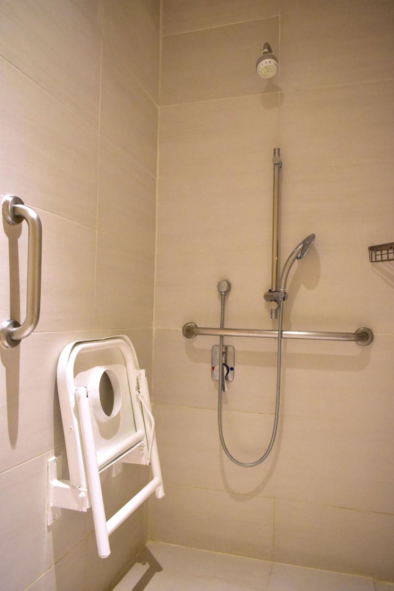 Hampton By Hilton Hotel