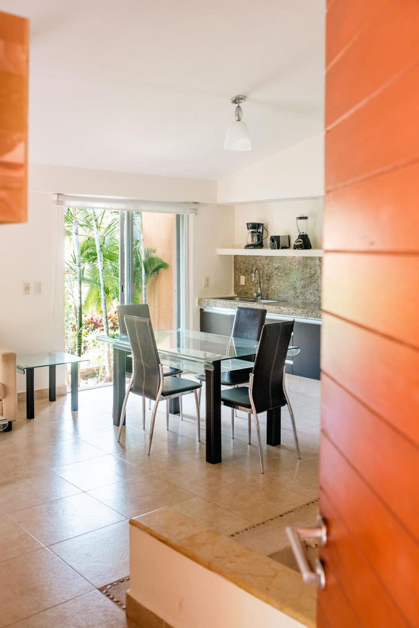 Ixzi Hotel Ixtapa (Guerrero)