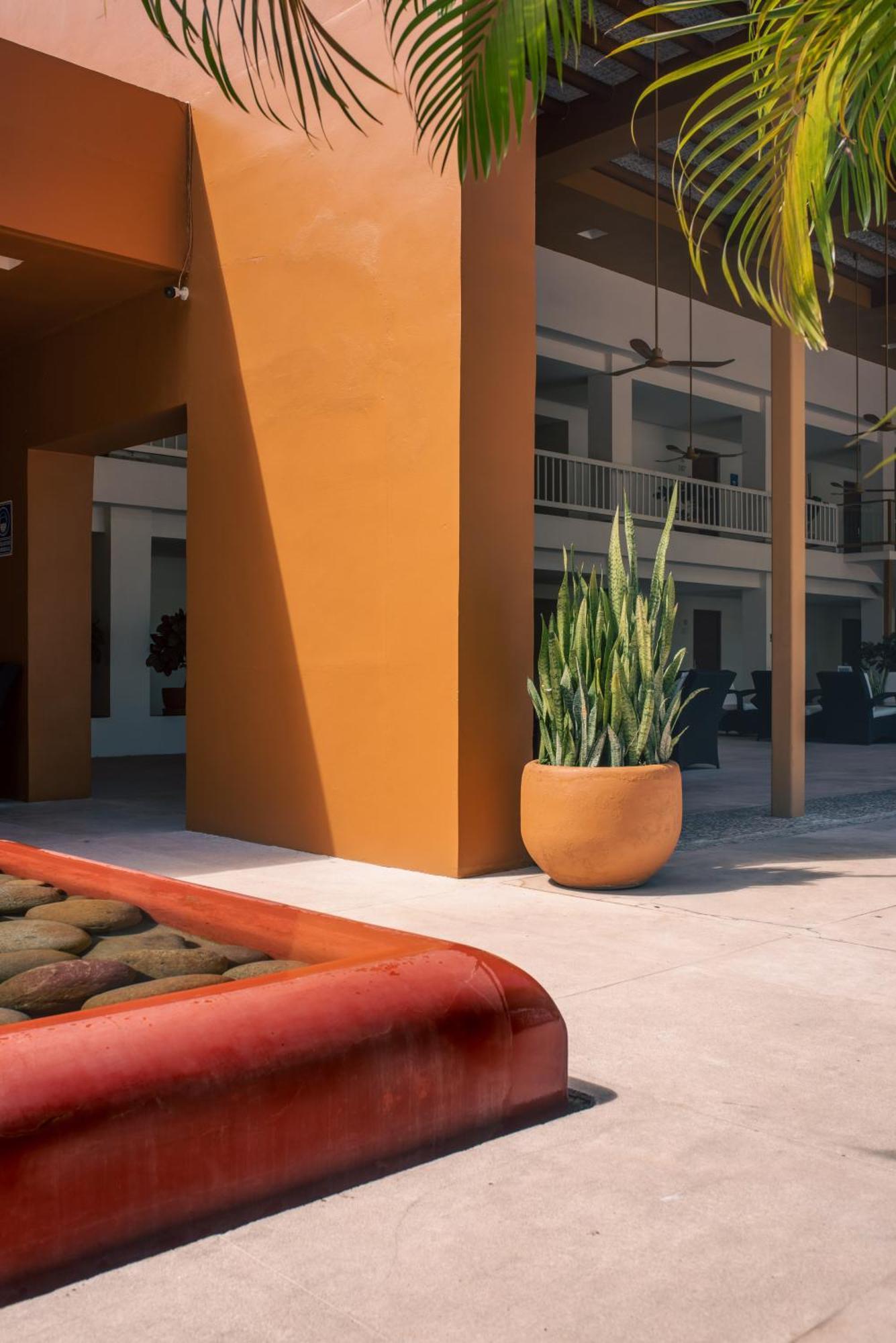 Hotel Ixzi 4*