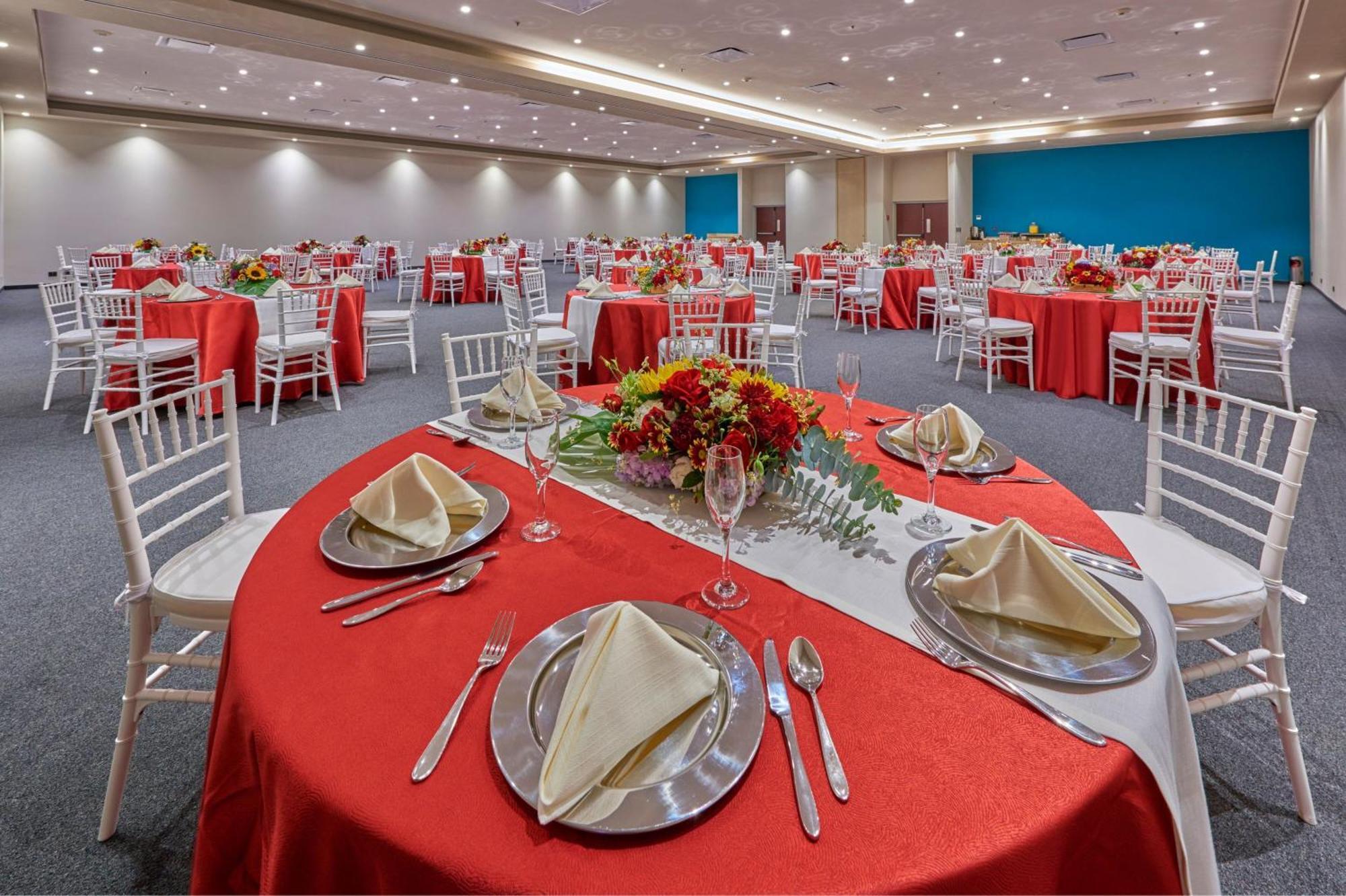 Express By Marriott Aparthotel Toluca