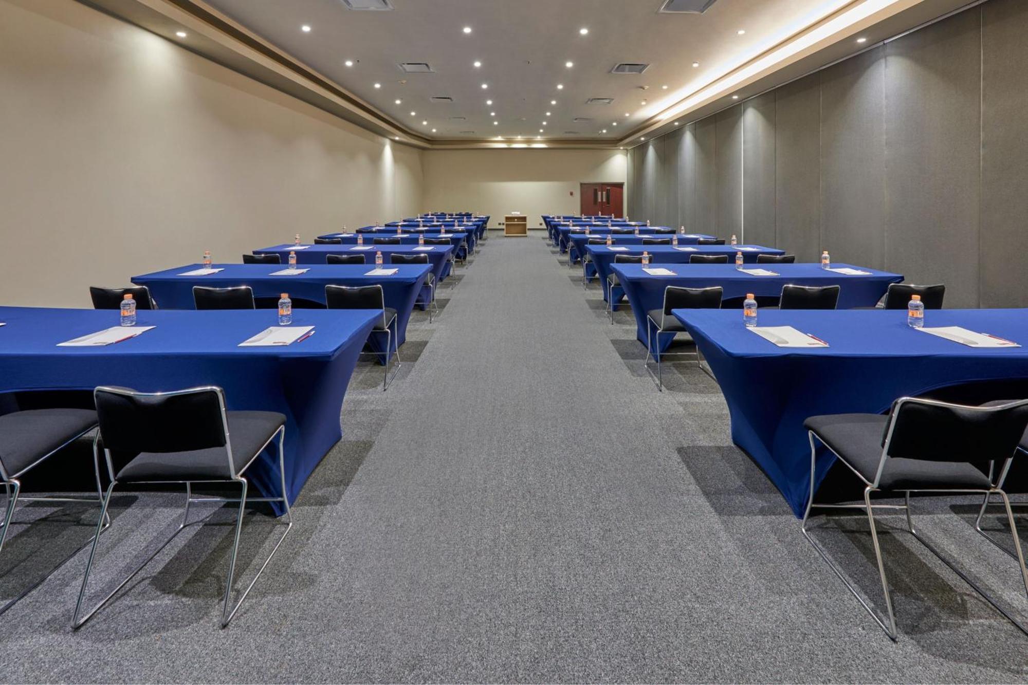 Aparthotel Express By Marriott Toluca