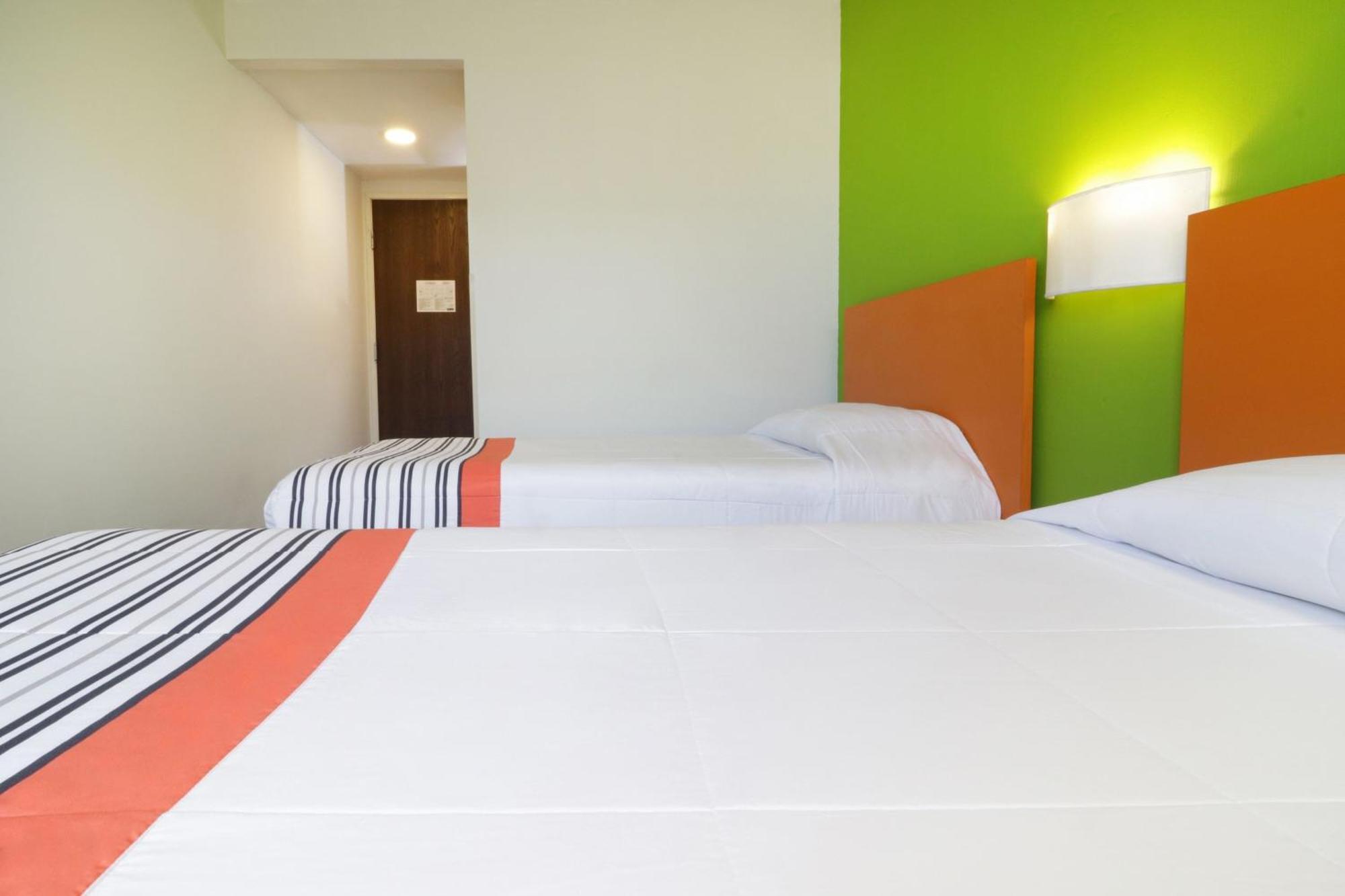 Express Junior By Marriott Aeropuerto Hotel Toluca