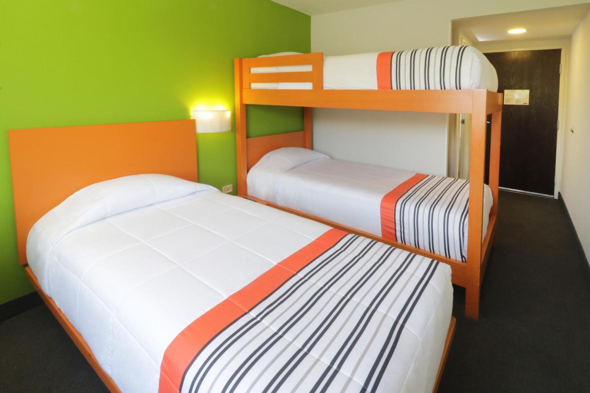 Hotel Express Junior By Marriott Aeropuerto Toluca