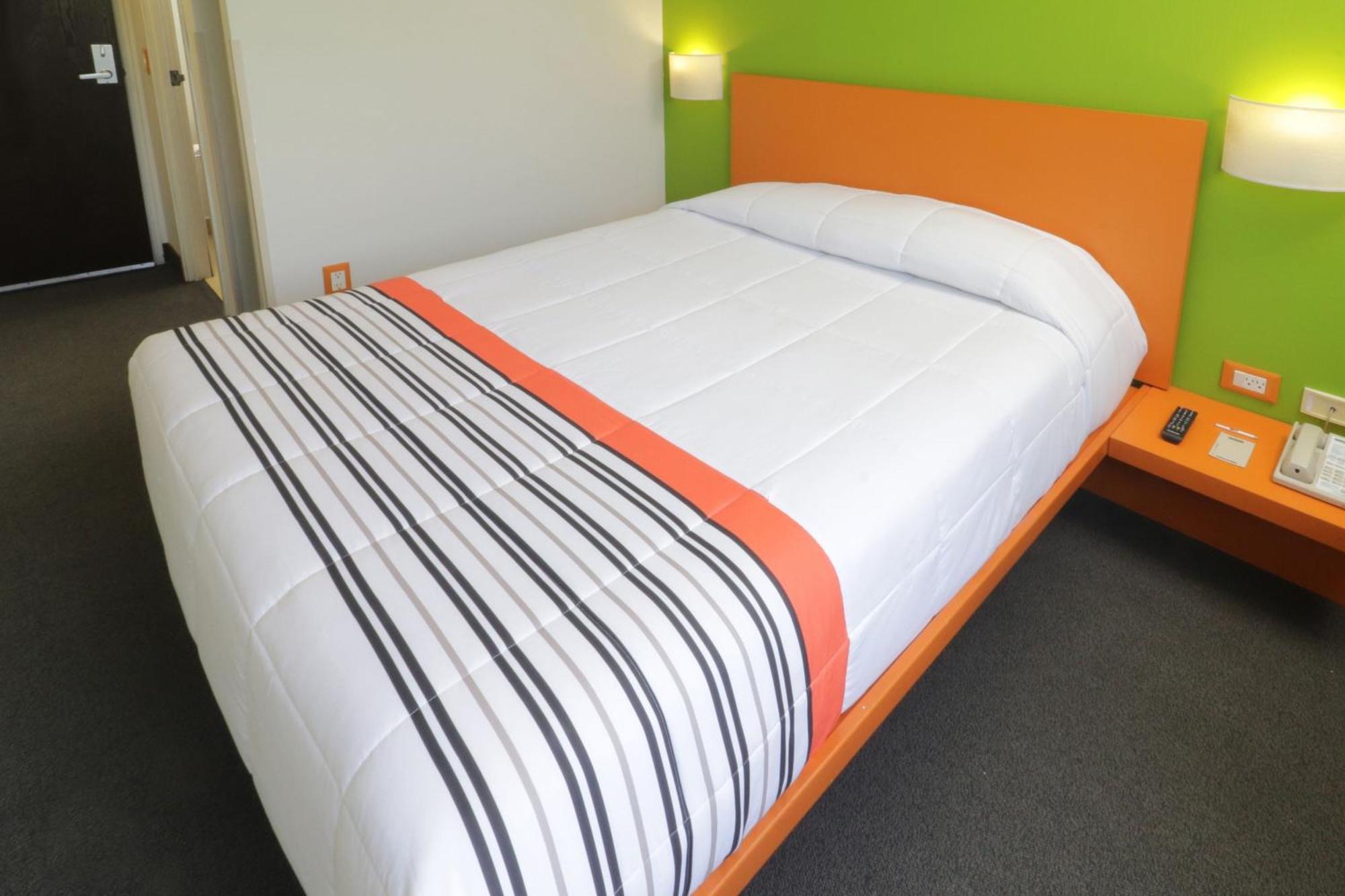 Express Junior By Marriott Aeropuerto 3* Toluca