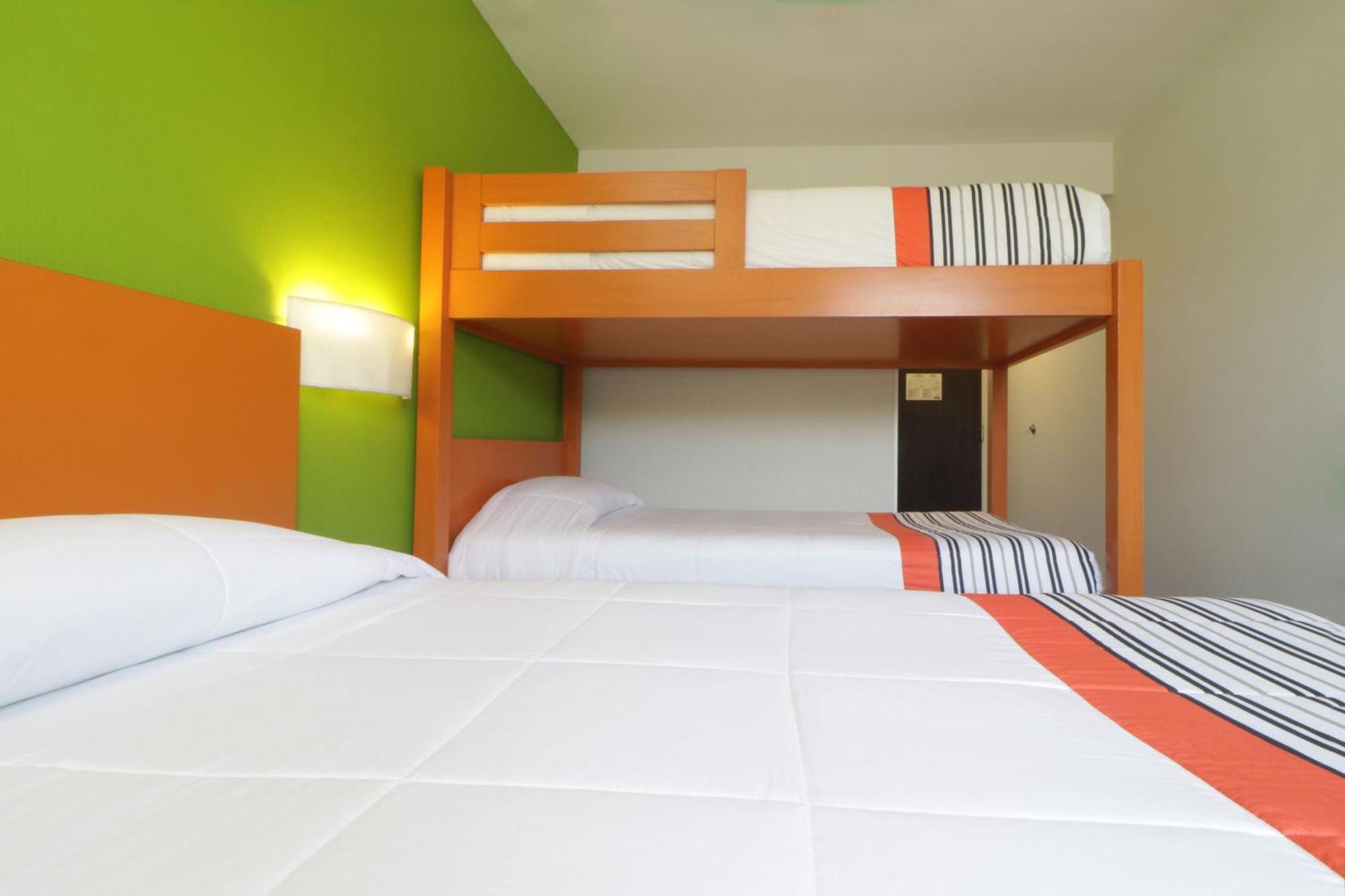 Express Junior By Marriott Aeropuerto Hotel 3*
