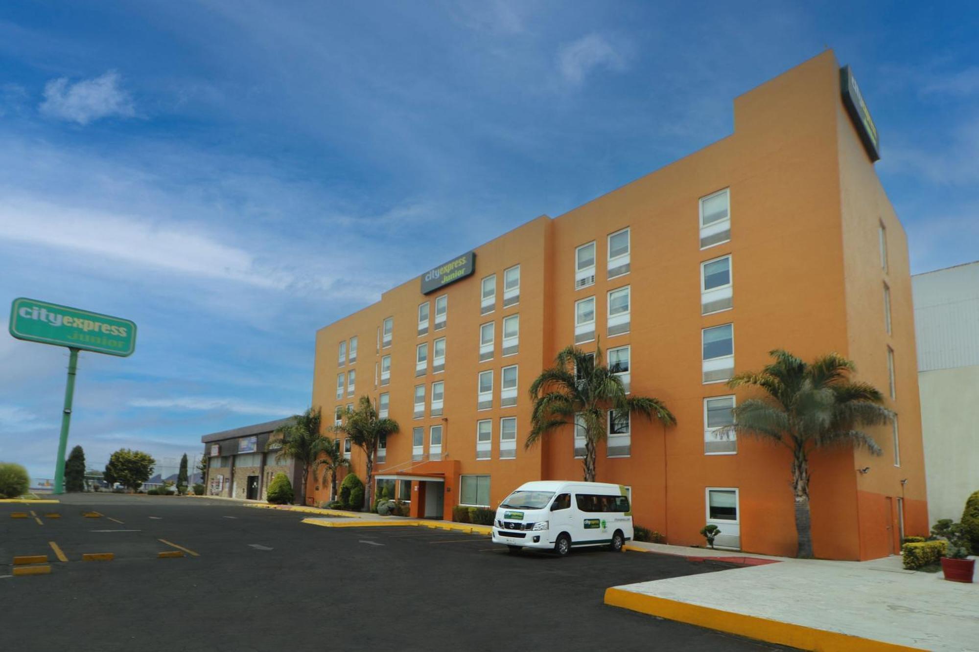 Express Junior By Marriott Aeropuerto Hotel