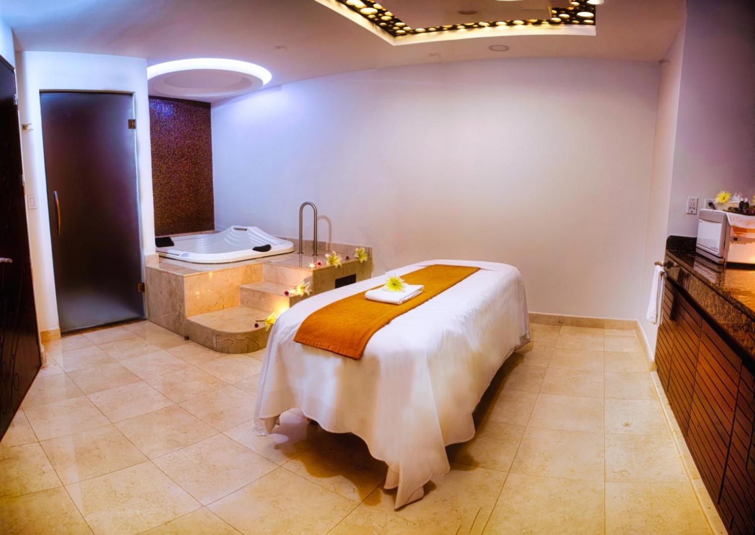 Azul Grand - & Convention Center Ixtapa (Guerrero)