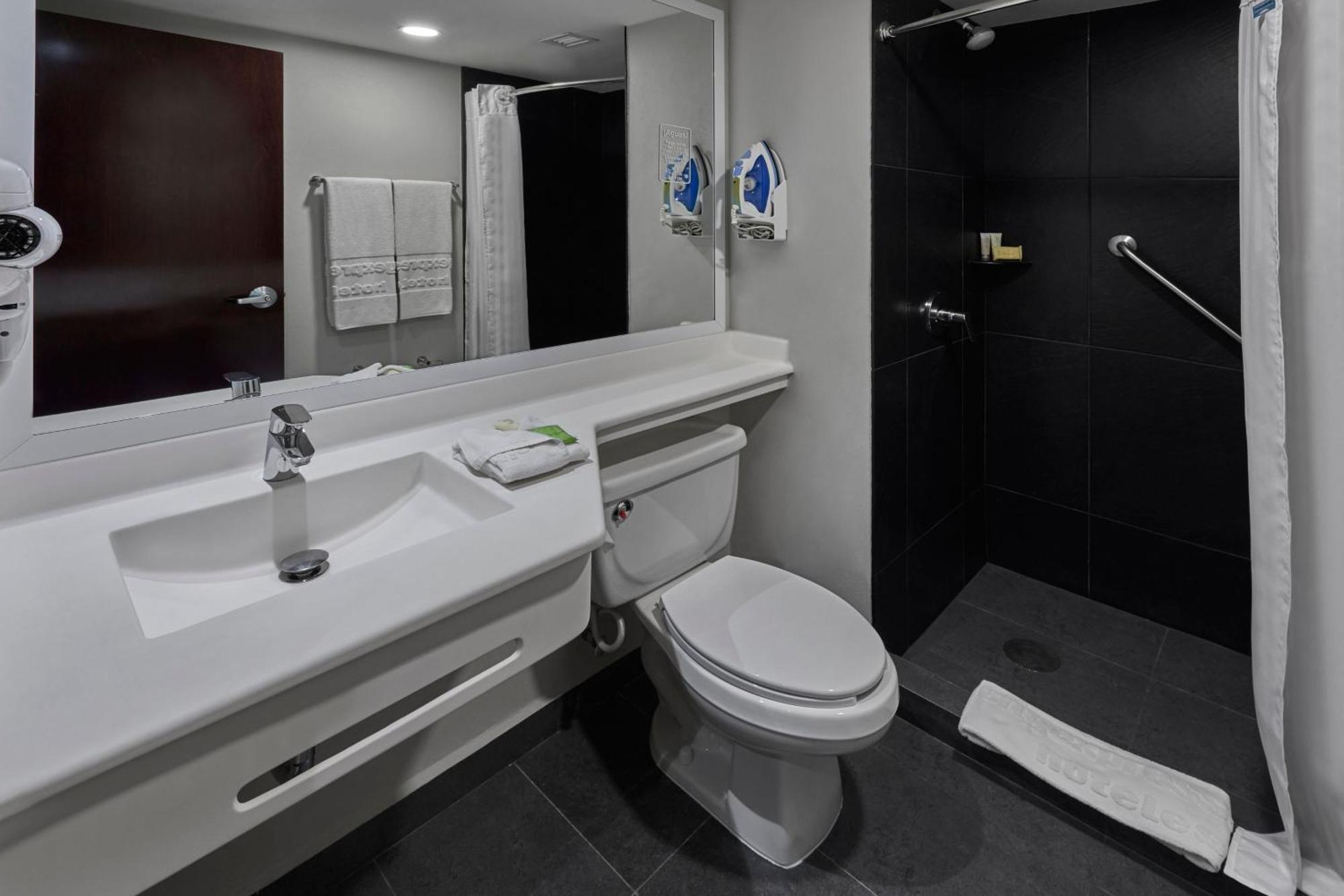 Hotel Express By Marriott Rio Tijuana