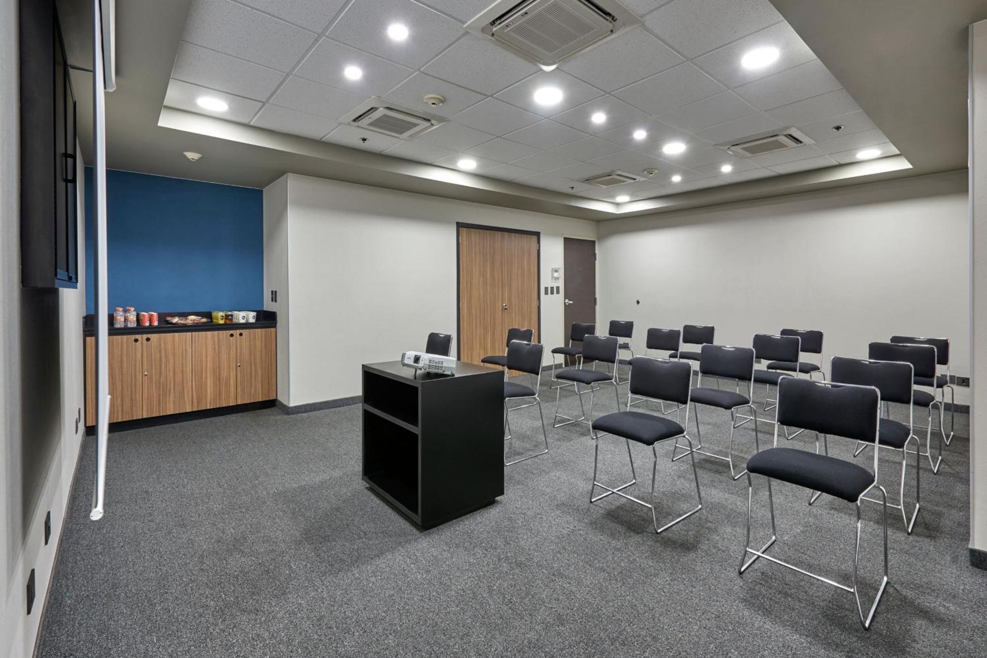 Express By Marriott Rio 4*