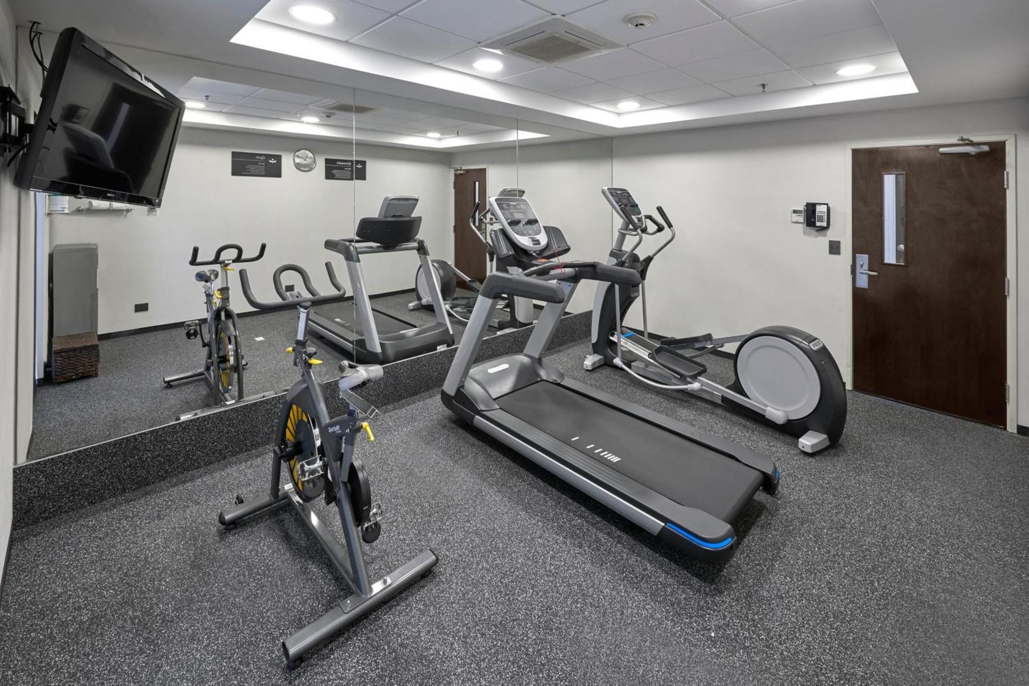 Hotel Express By Marriott Rio