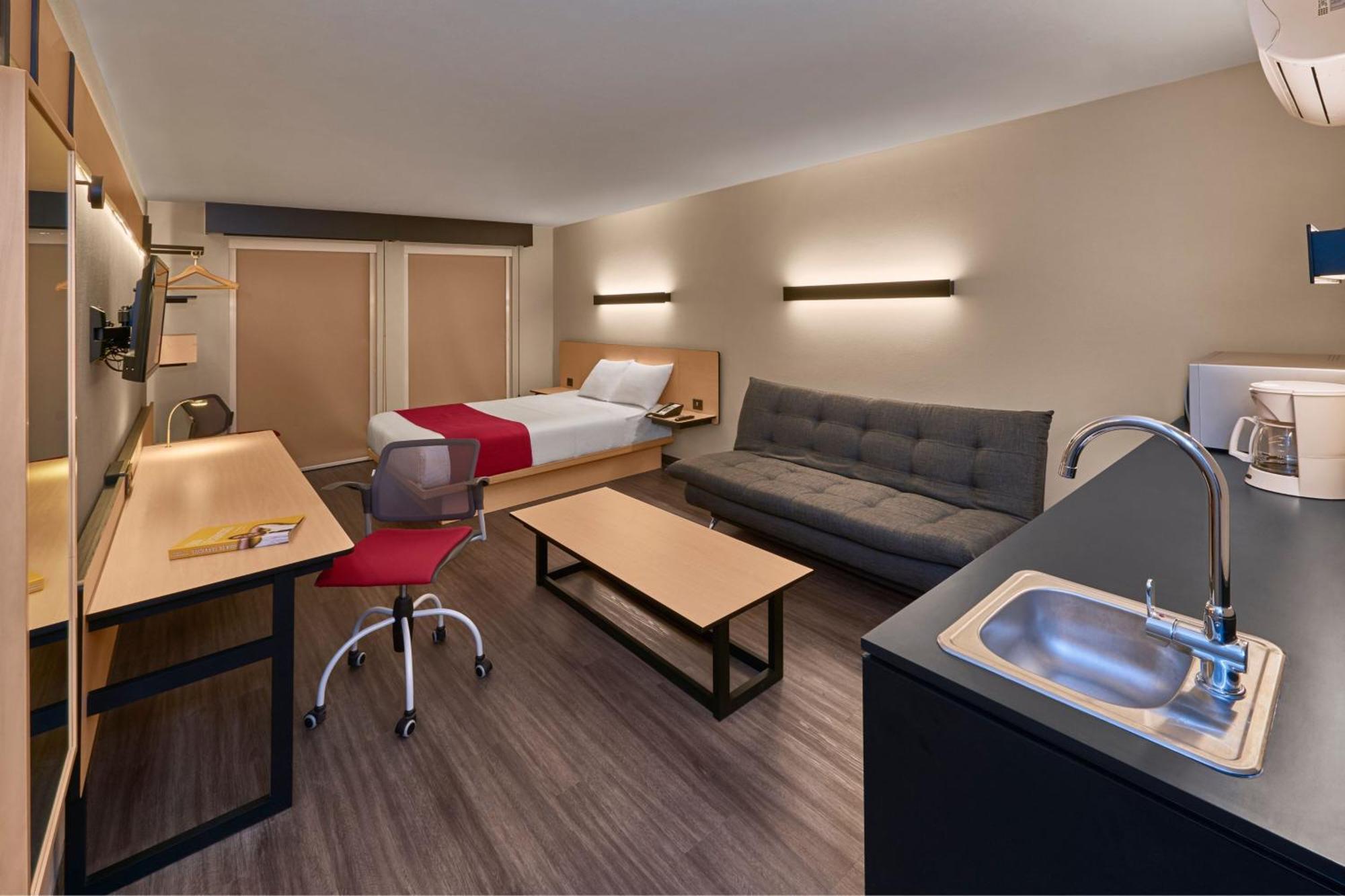 Hotel Express By Marriott 4*