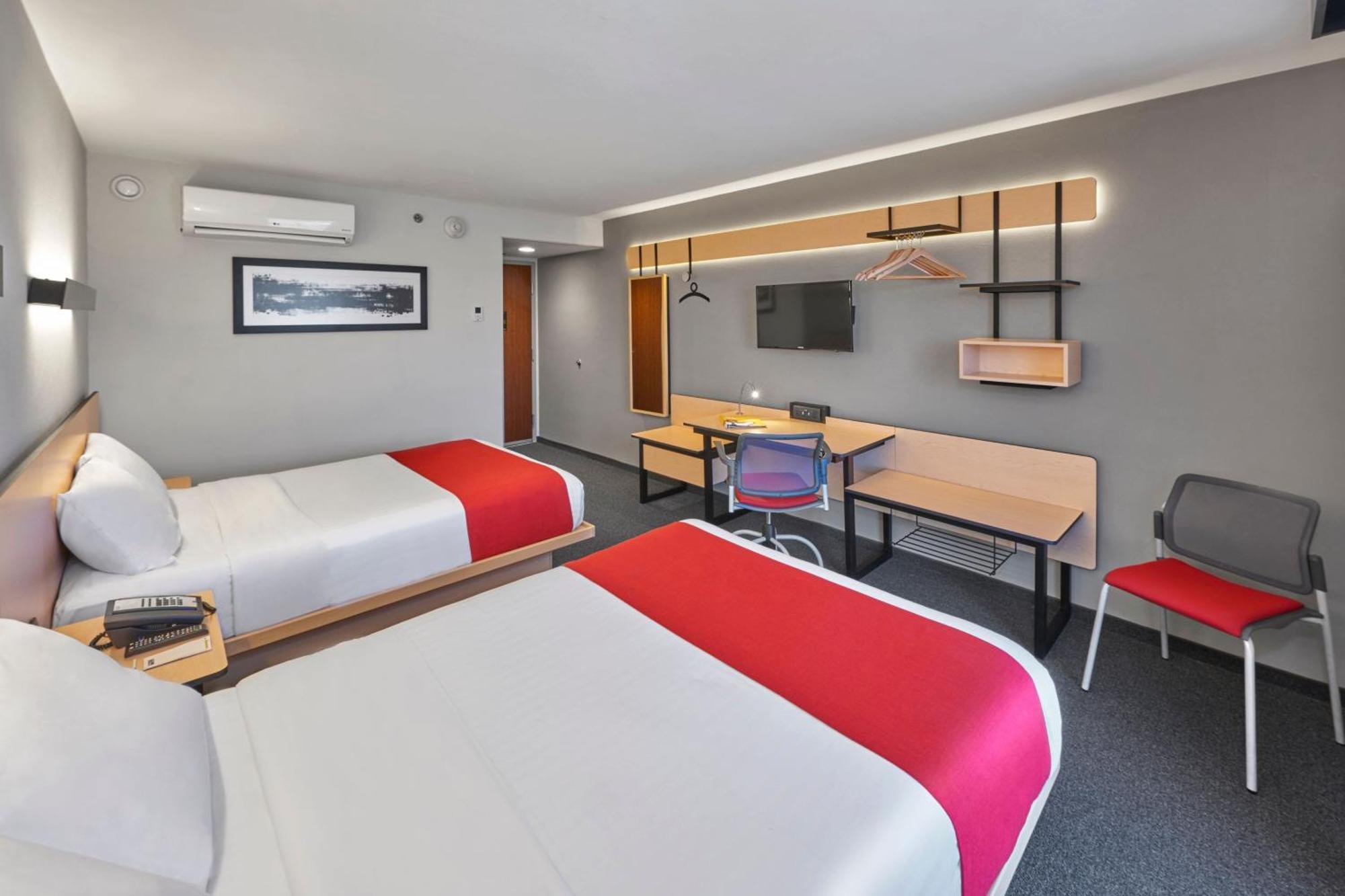 Express By Marriott Hotel 4*