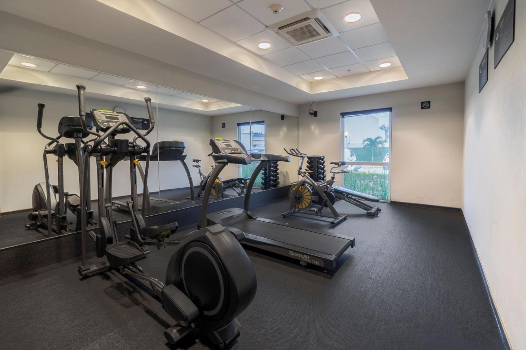 Express By Marriott Tuxpan Hotel