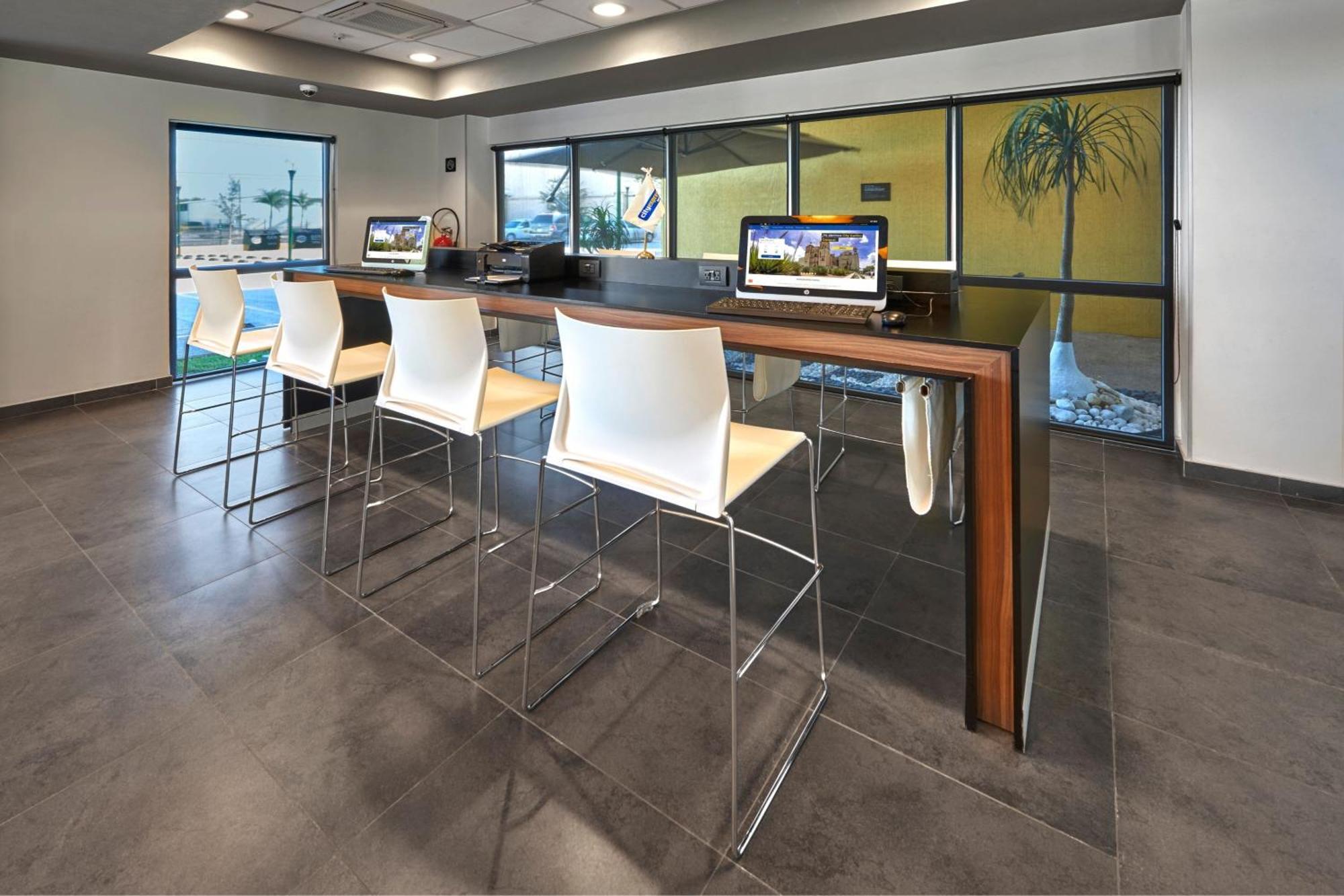 Express By Marriott 4*