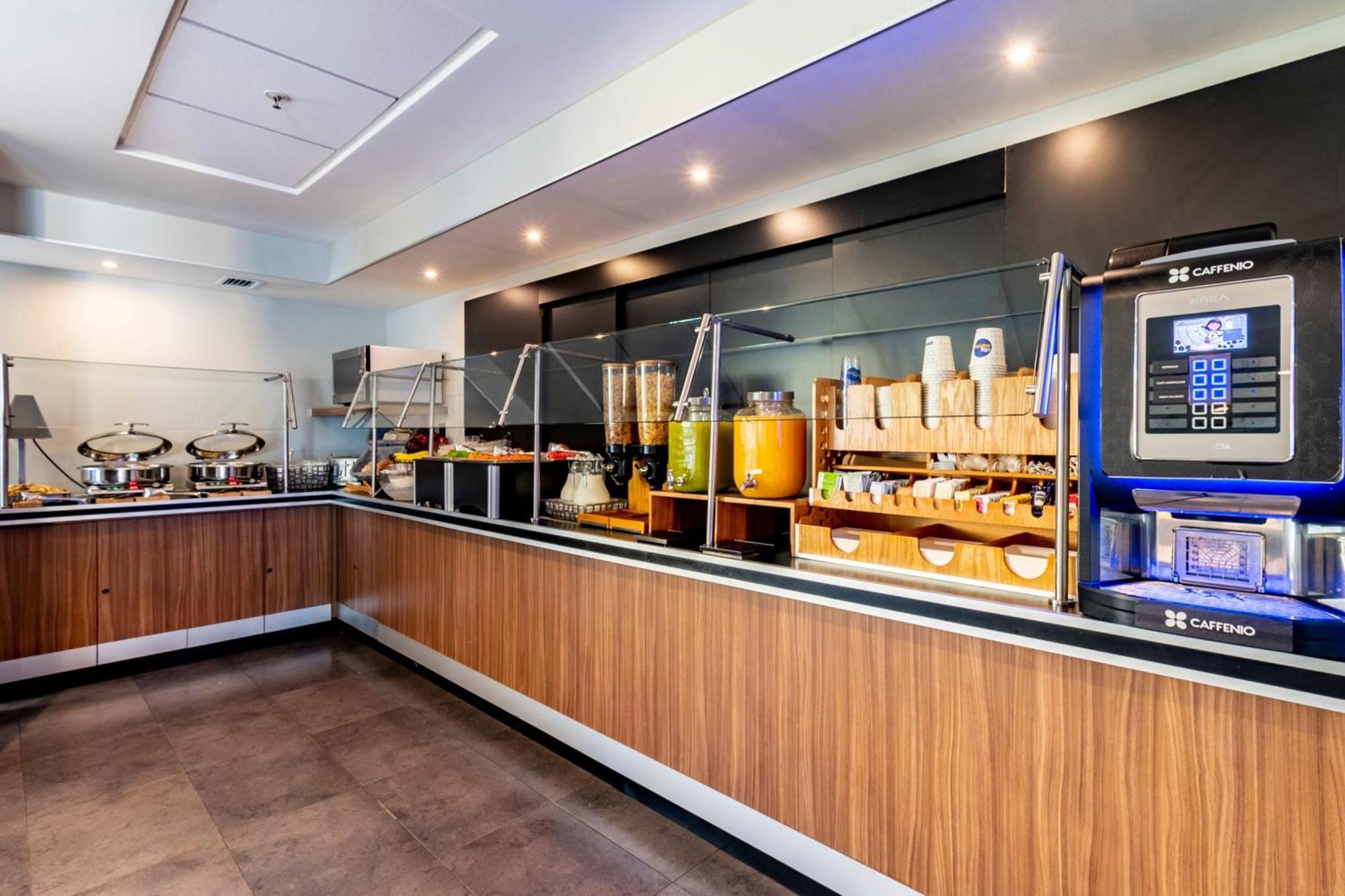Hotel Express By Marriott Tuxpan 4*