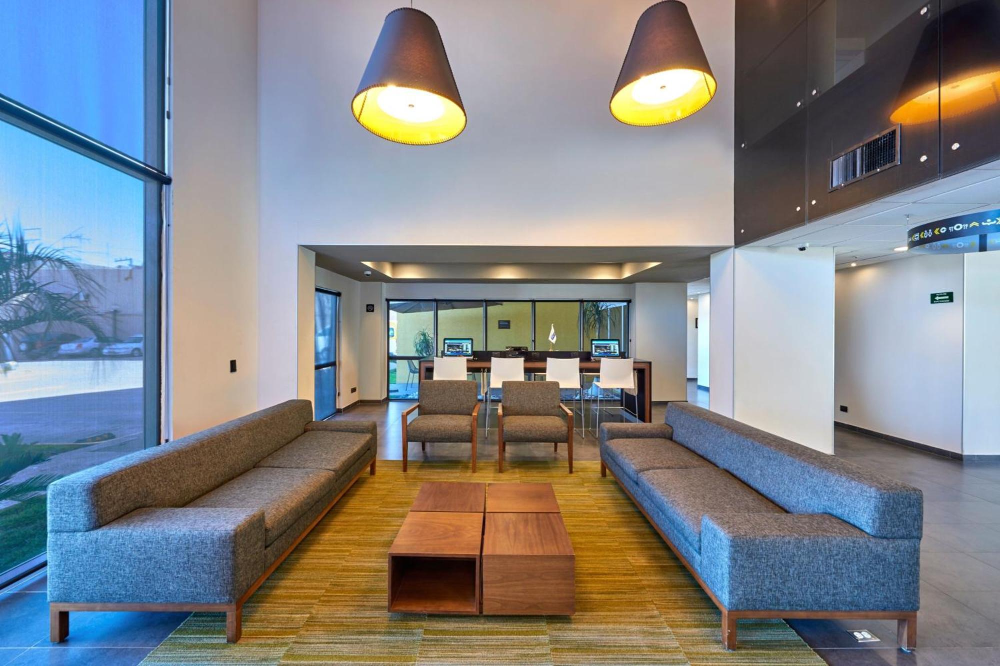 Express By Marriott Hotel 4*