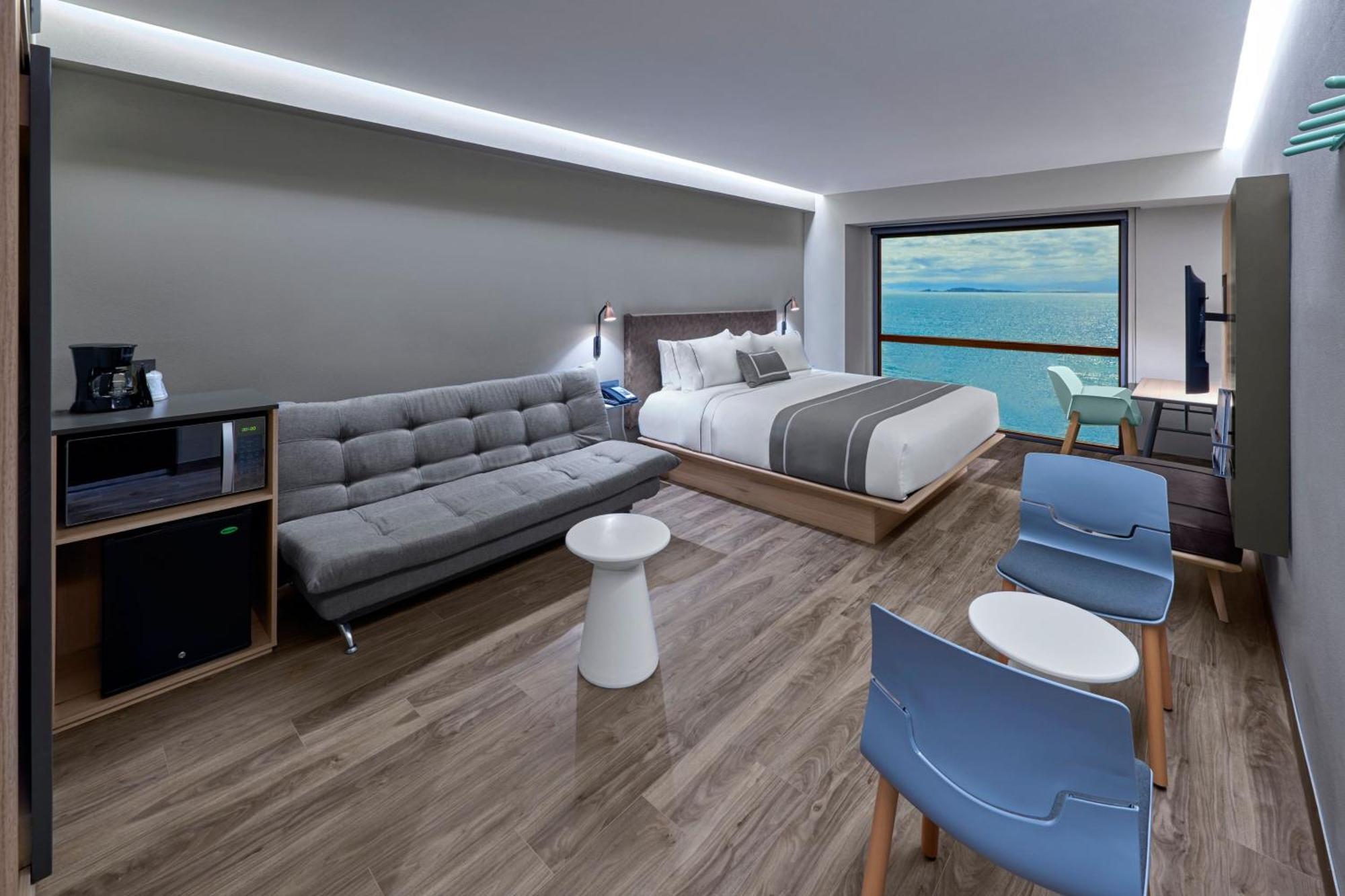 Express By Marriott Hotel 4*