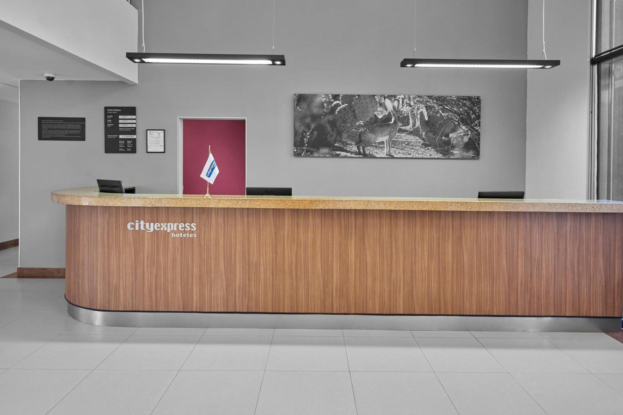 Express By Marriott Hotel