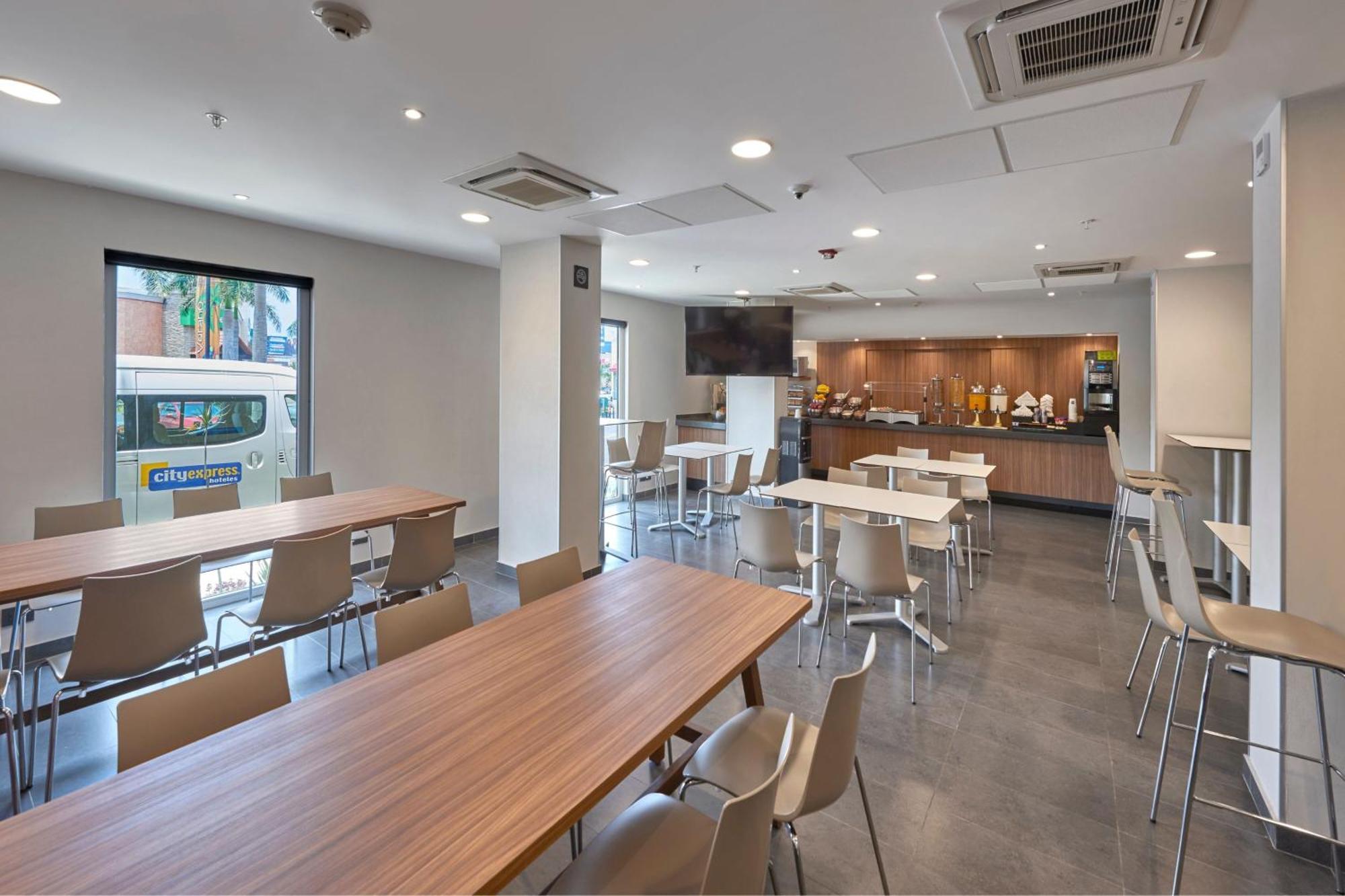 Hotel Express By Marriott