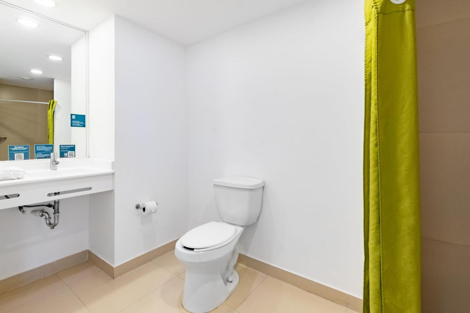 Hotel Express Junior By Marriott Aeropuerto Veracruz