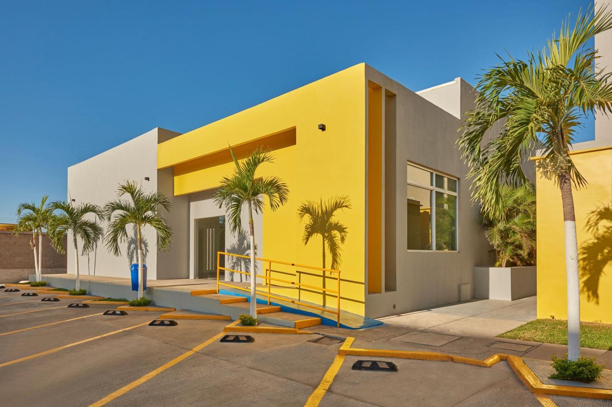Hotel Express By Marriott Mochis 4*