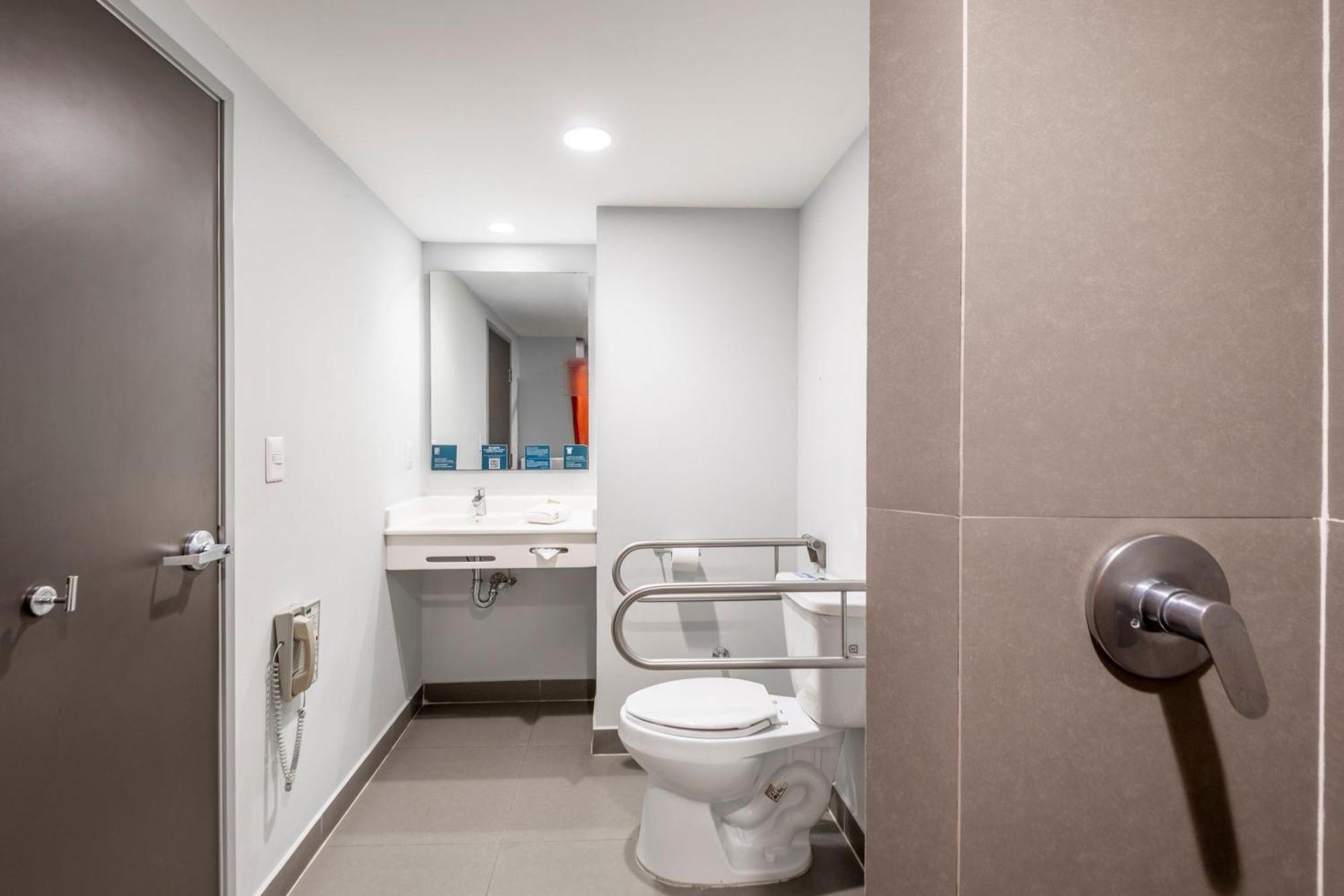 Express Junior By Marriott Aeropuerto Hotel Ciudad del Carmen