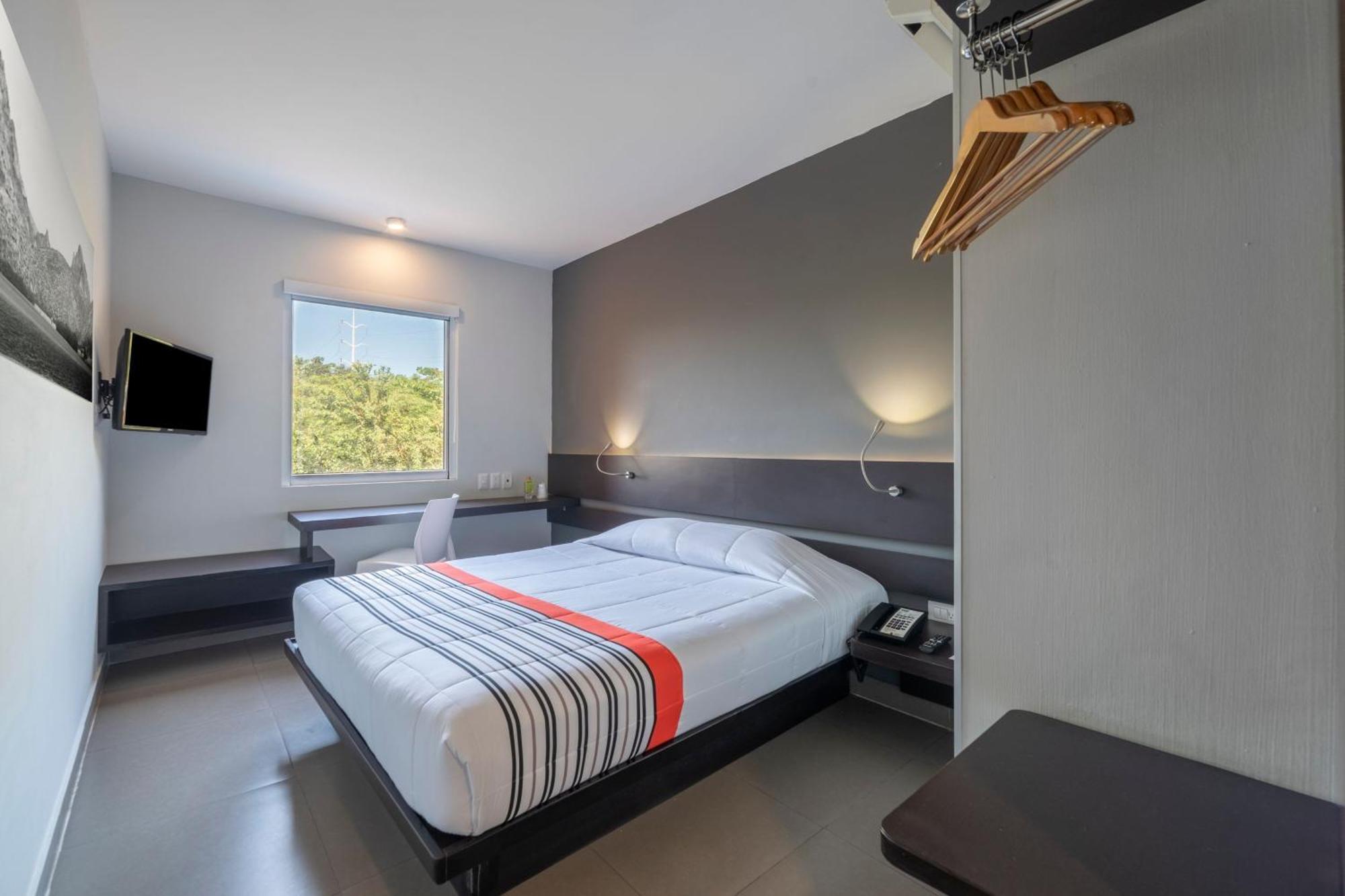 Express Junior By Marriott Aeropuerto 3*