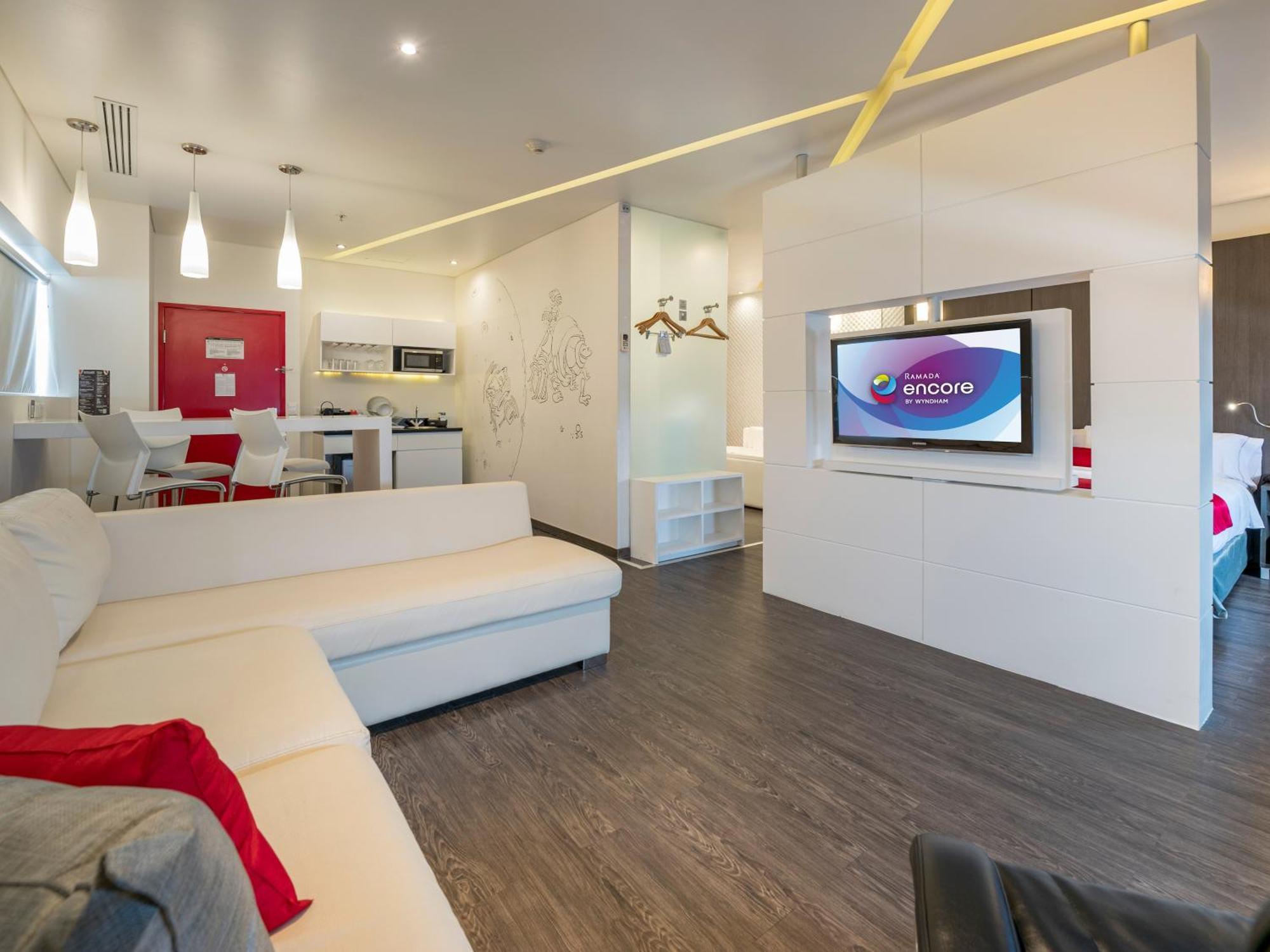 Hotel Ramada Encore By Wyndham Guadalajara Sur