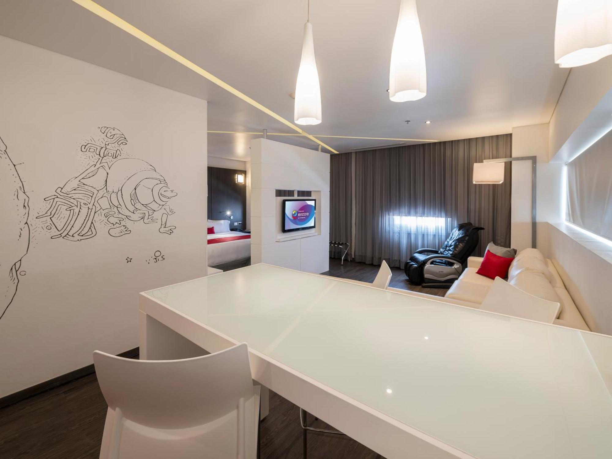 Ramada Encore By Wyndham Guadalajara Sur Palomar