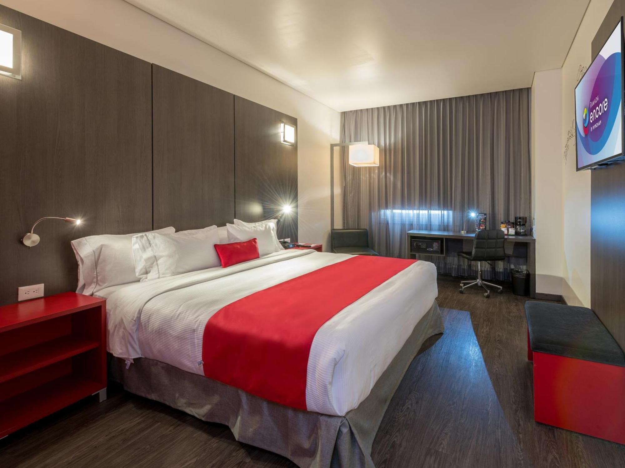 Hotel Ramada Encore By Wyndham Guadalajara Sur Palomar