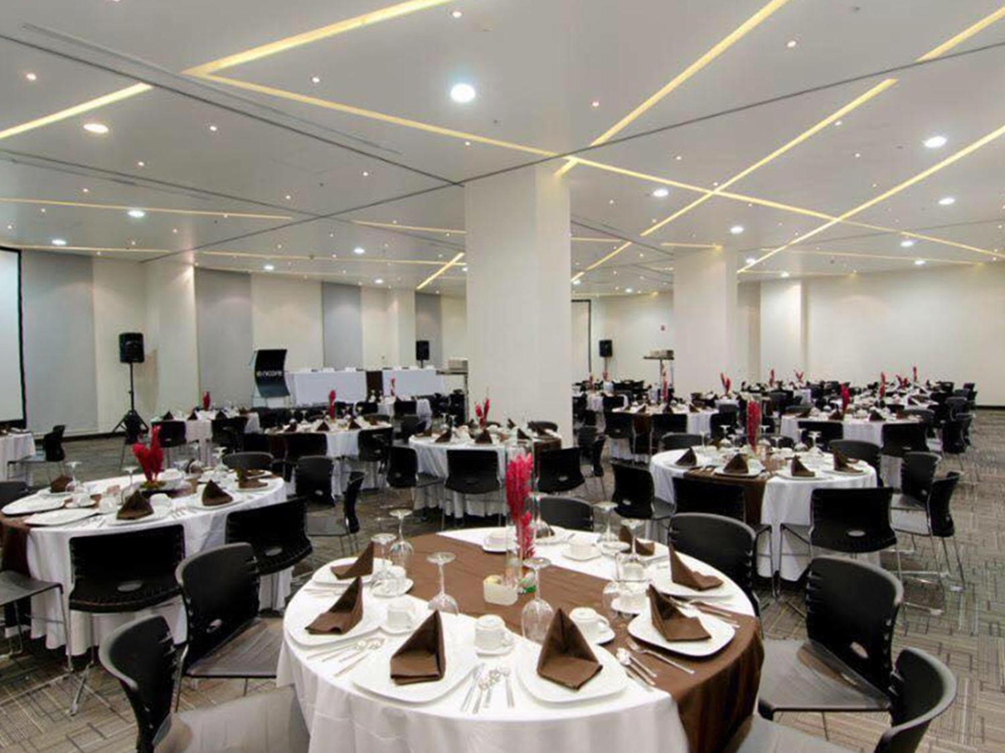 Ramada Encore By Wyndham Guadalajara Sur 4* Palomar