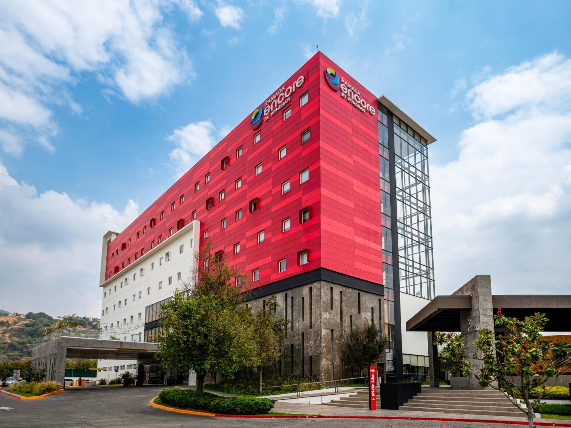 Ramada Encore By Wyndham Guadalajara Sur Hotel Palomar