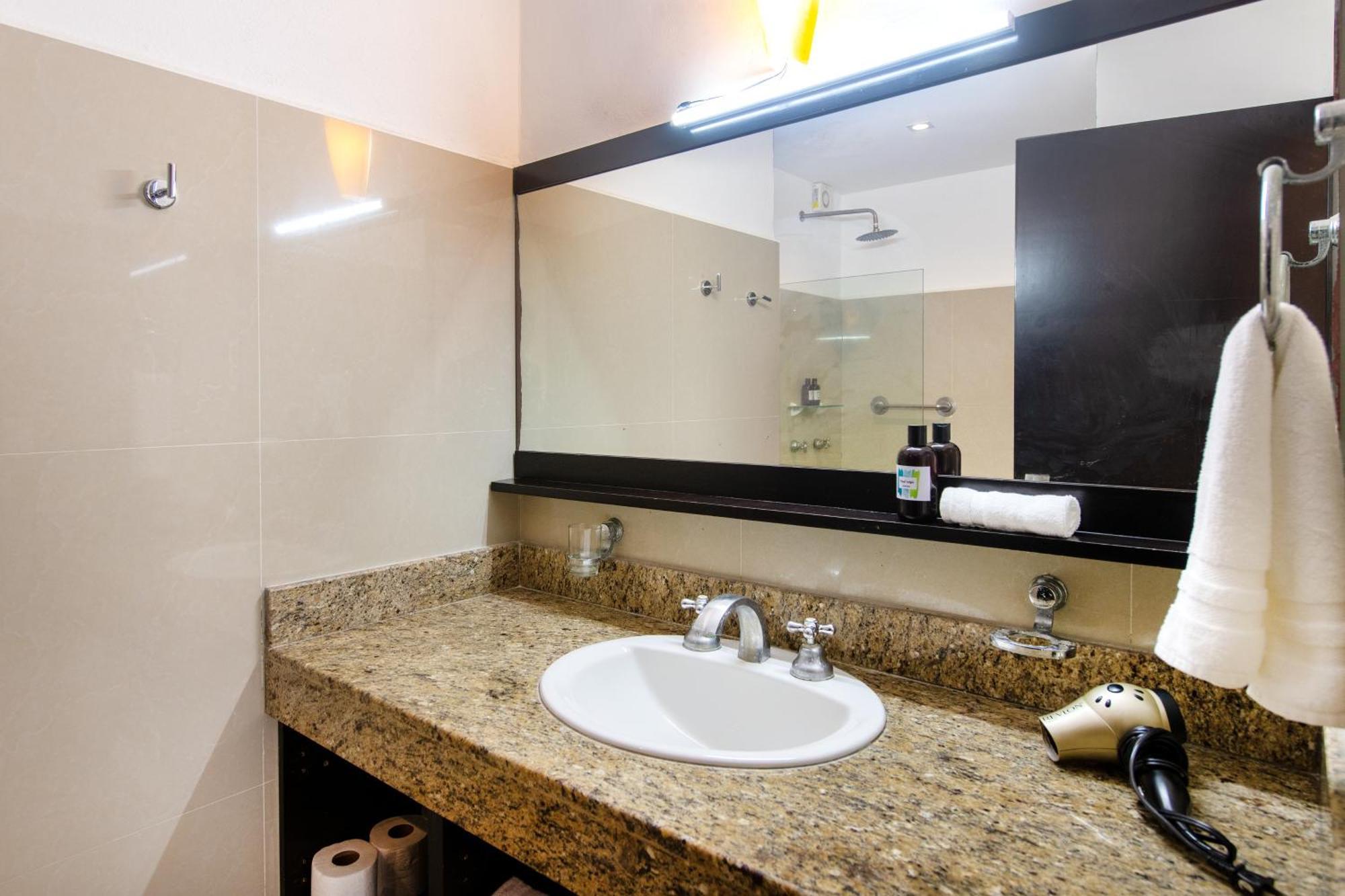 Family Vacations Ocean View Apartment